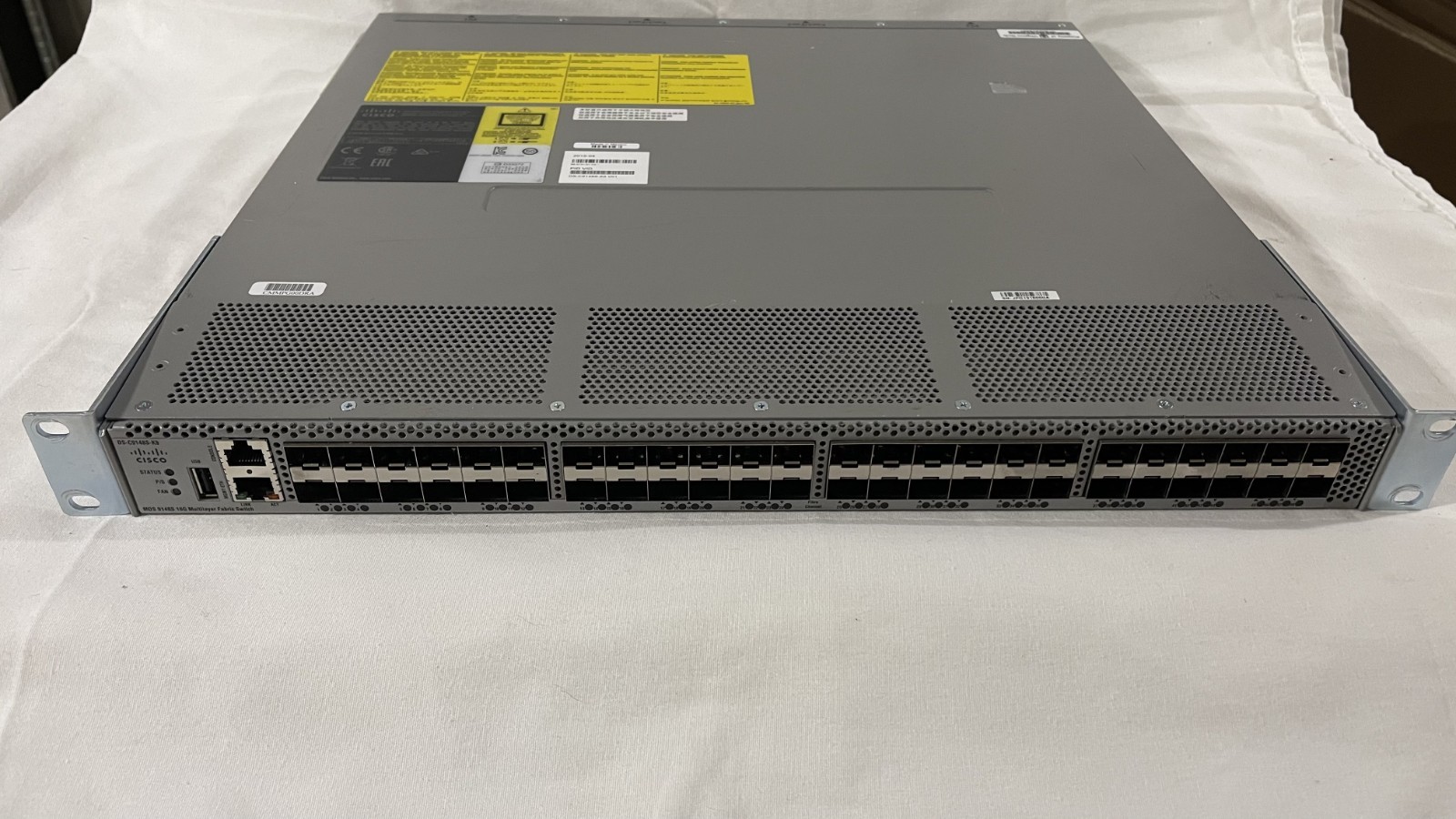 Cisco MDS 9148S 16G 48-Port Fibre Channel SAN Switch Dual 300W PSUs with Ears