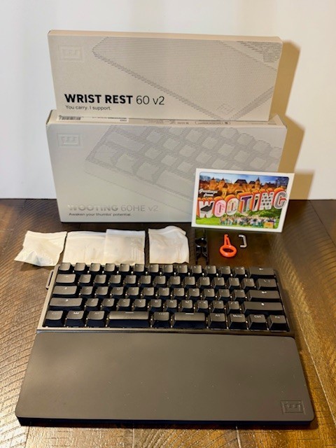 Wooting 60HE v2 -  Black Hall Effect Keyboard Split Spacebar w/ Wrist Rest