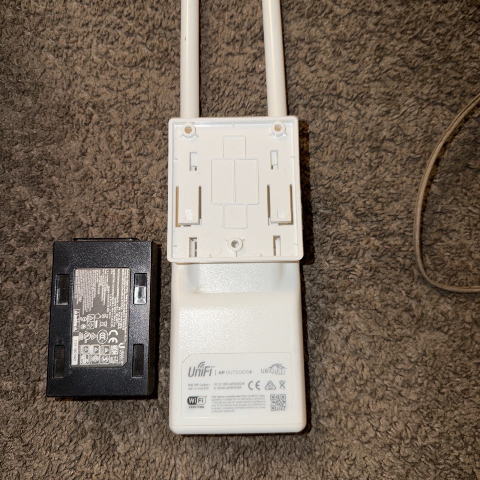 Ubiquiti UniFI Outdoor + Access Point AP Outdoor 5