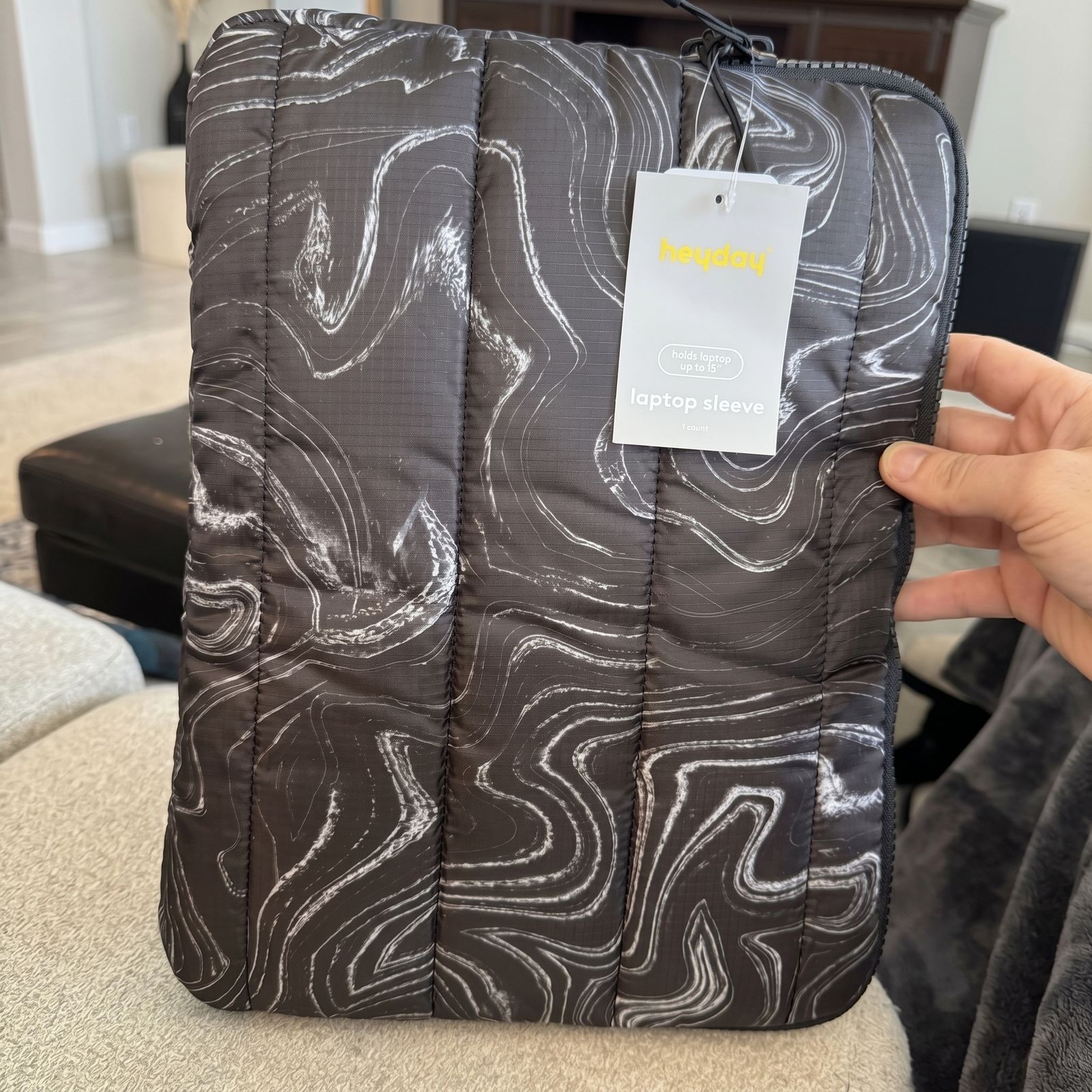15" Laptop Sleeve - Heyday Fits Most 15" Models Black / White Mix NWT