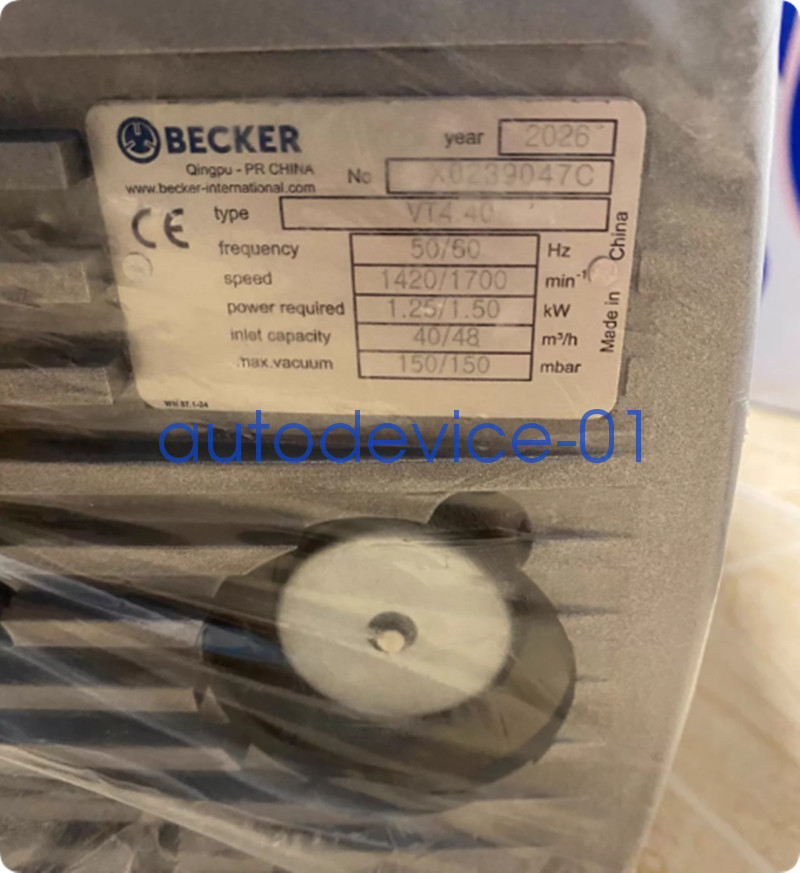 Duty-free 1Pcs New VT4.40 Vacuum Pump Expedited Shipping