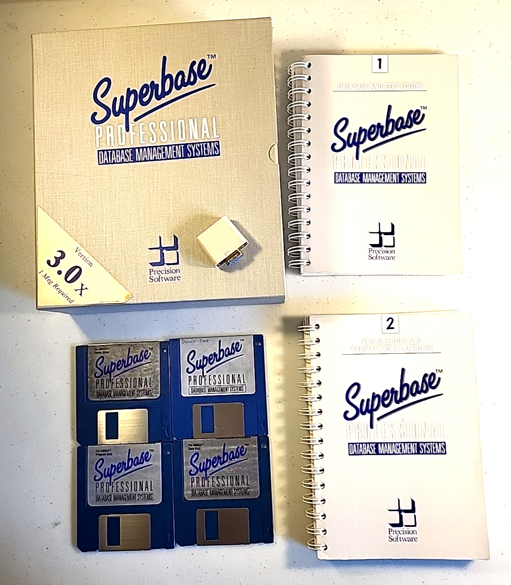 Superbase Professional, Commodore Amiga software / 2 books + 4 disks *UNTESTED*