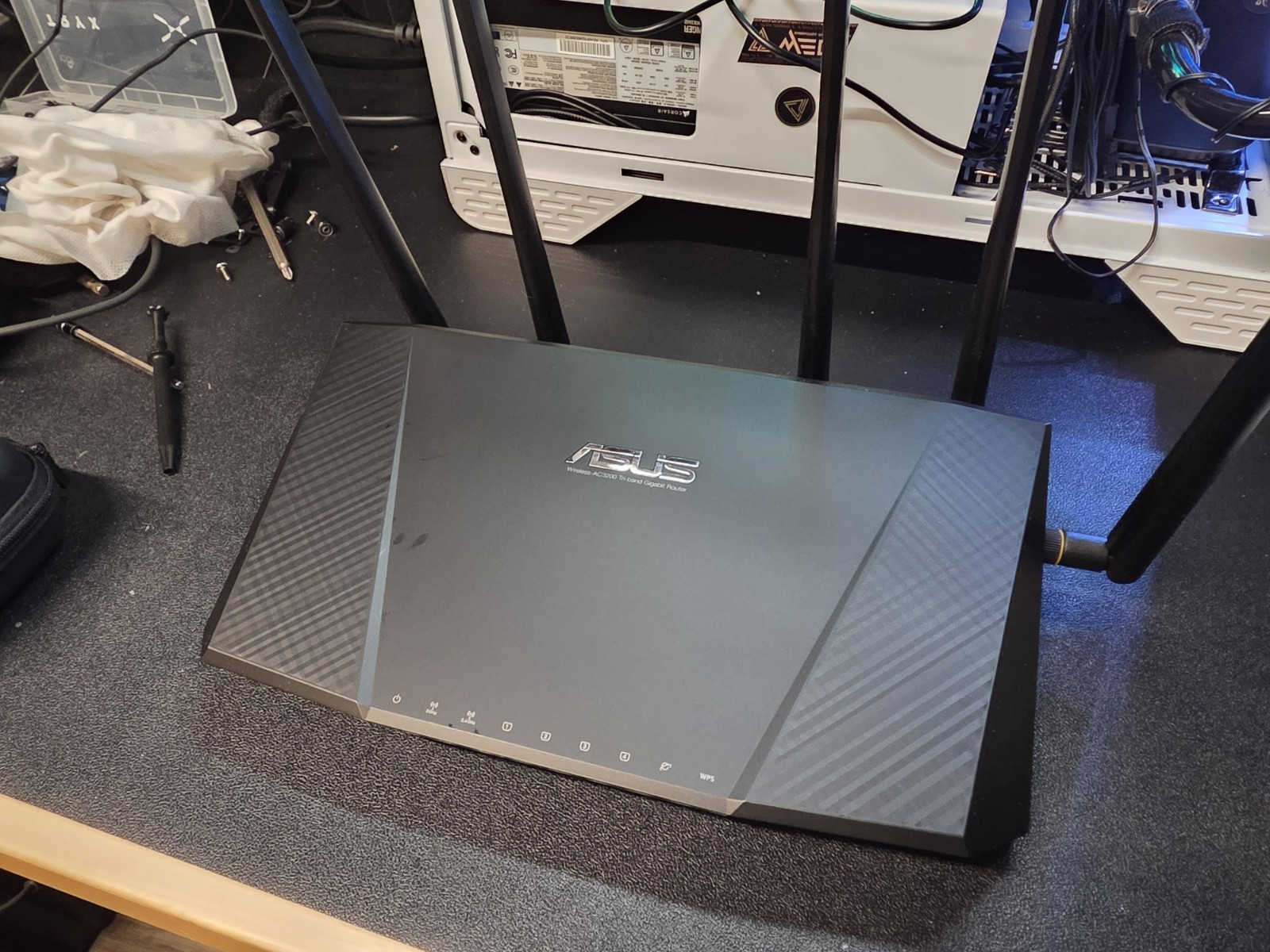ASUS RT-AC3200 Wireless Router 1300 MBPS 4-Port Tri-Band with Charger - Working