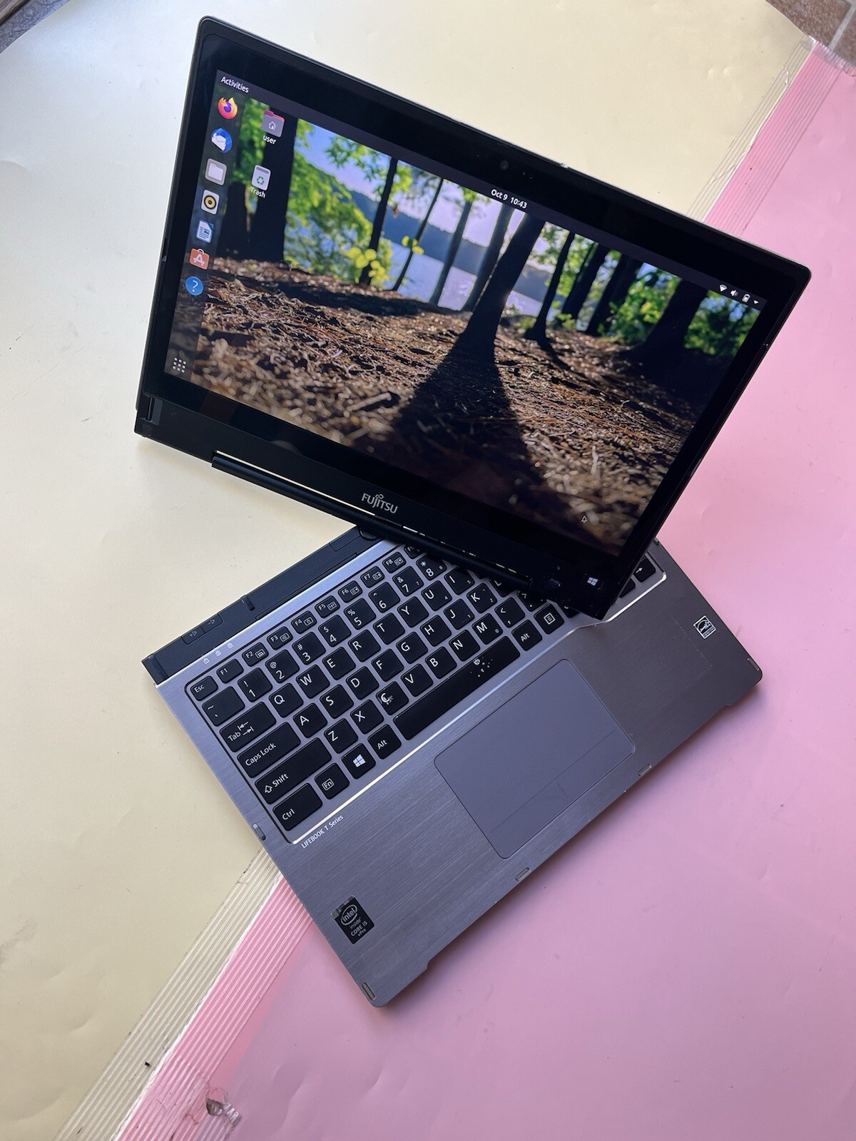 FUJITSU LIFEBOOK T904 (2 IN 1)Core i5-4300U 4GB RAM 500GB  TOUCHSCREEN 2560x1440