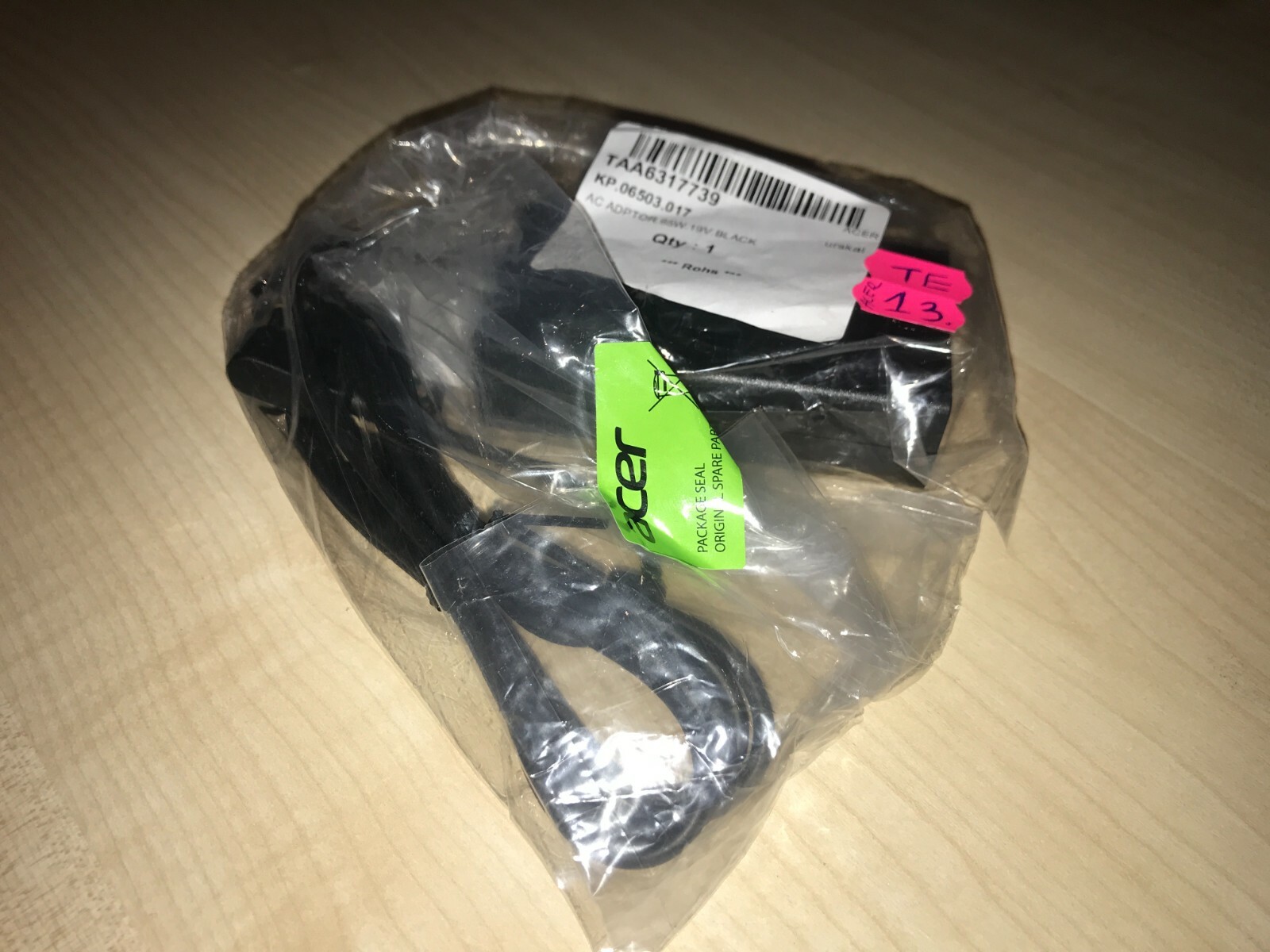 Acer Genuine AC Adapter Charger 19V 65W Power Supply KP.06503.017 PA-1650-86