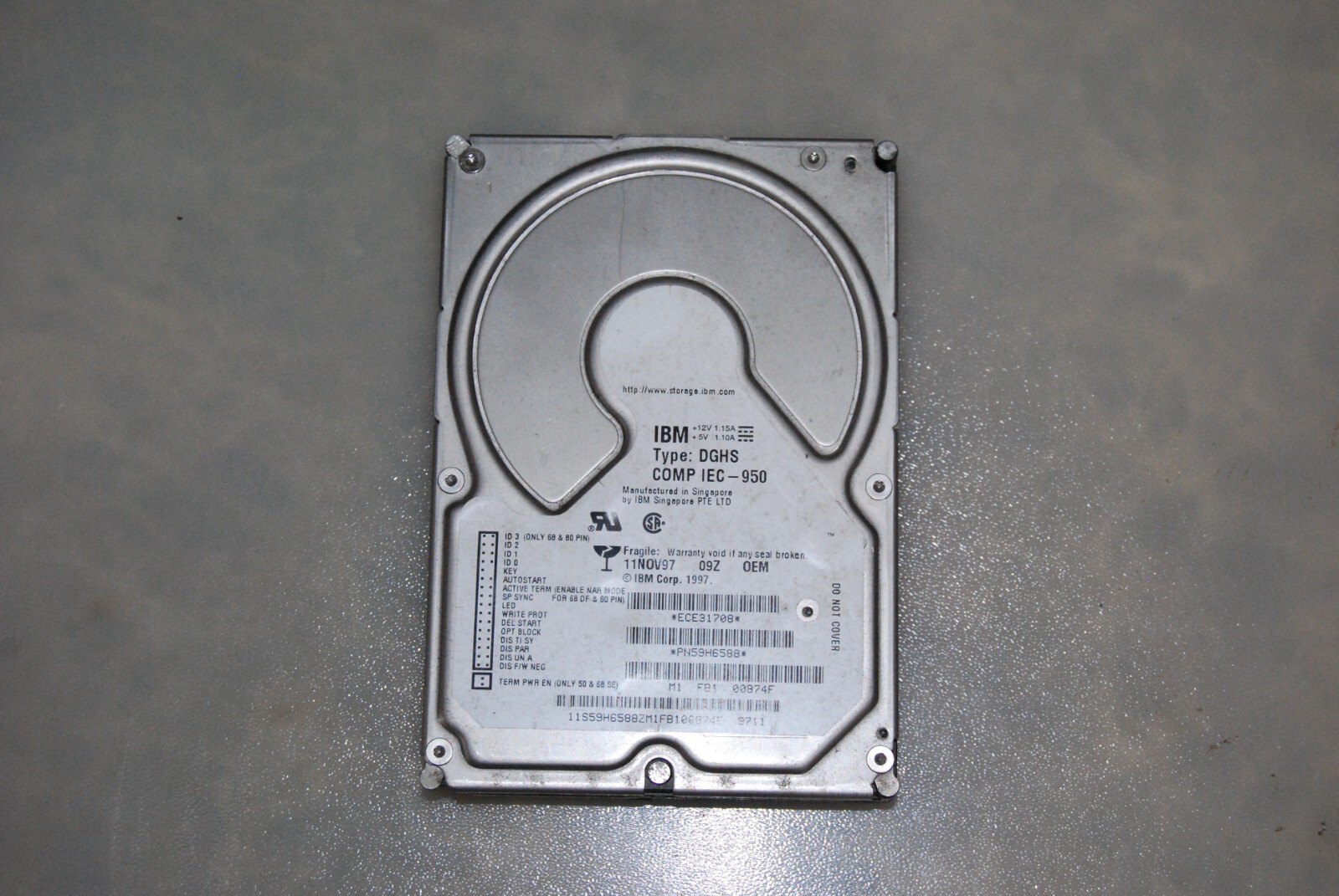 IBM DGHS 9Gb SCSI hard drive 59H6588 AS-IS UNTESTED  J$P
