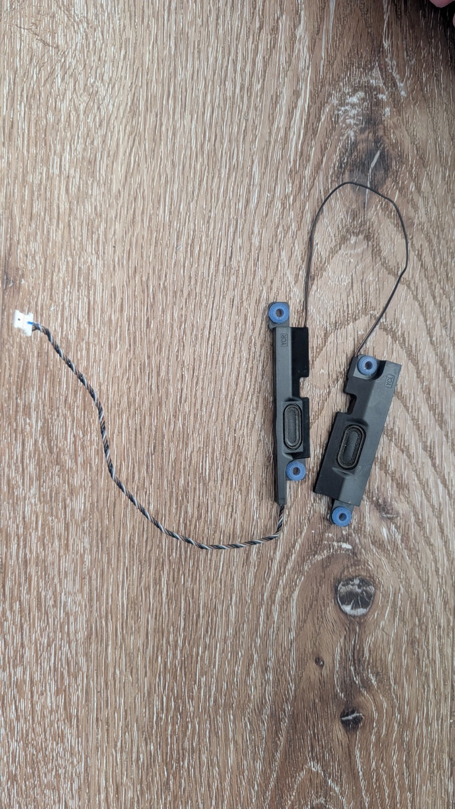 PK23000T8Y0 GENUINE LENOVO SPEAKER KIT LEFT+RIGHT IDEAPAD 3 14ADA05 81W0 (CD20)