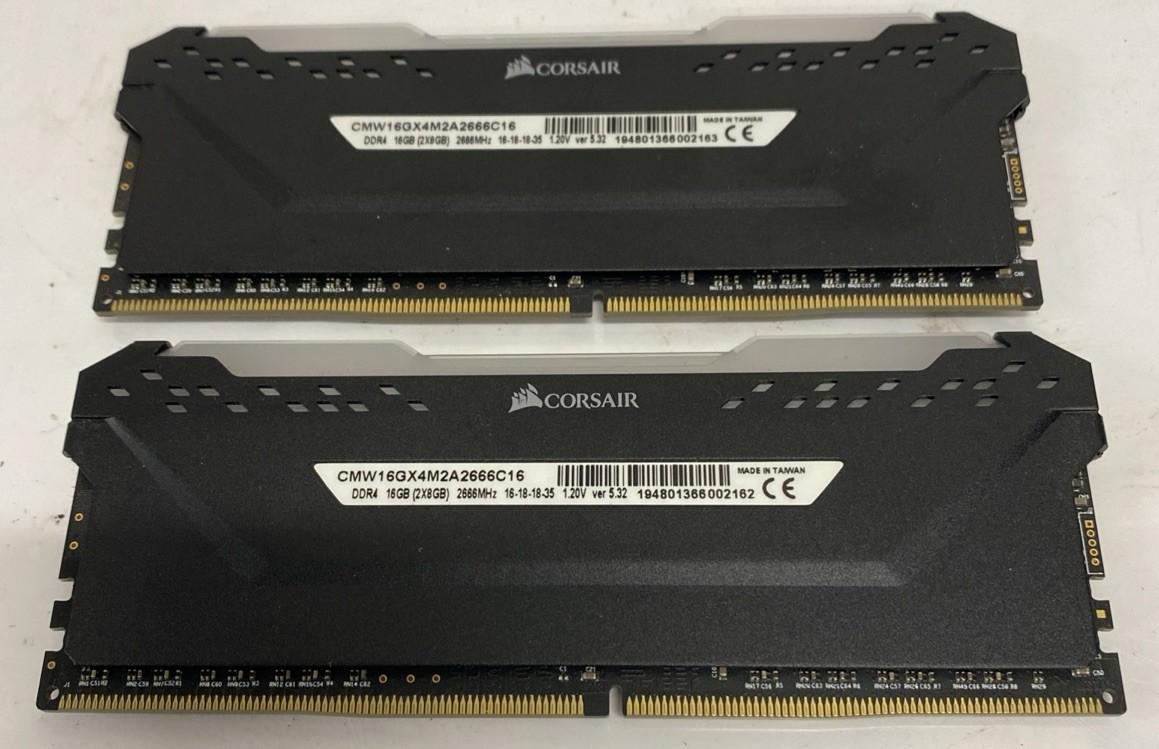 CORSAIR VENGEANCE RGB PRO 16GB 2x8GB DDR4 RAM 2666MHz CMW16GX4M2A2666C16
