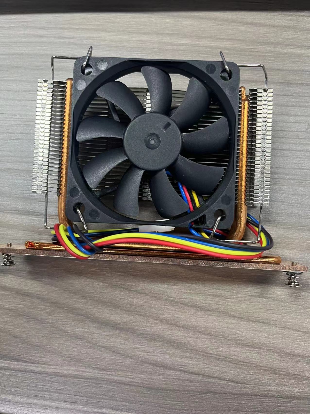 SuperMicro H11DSI-NT motherboard chip MOS high-temperature heat sink
