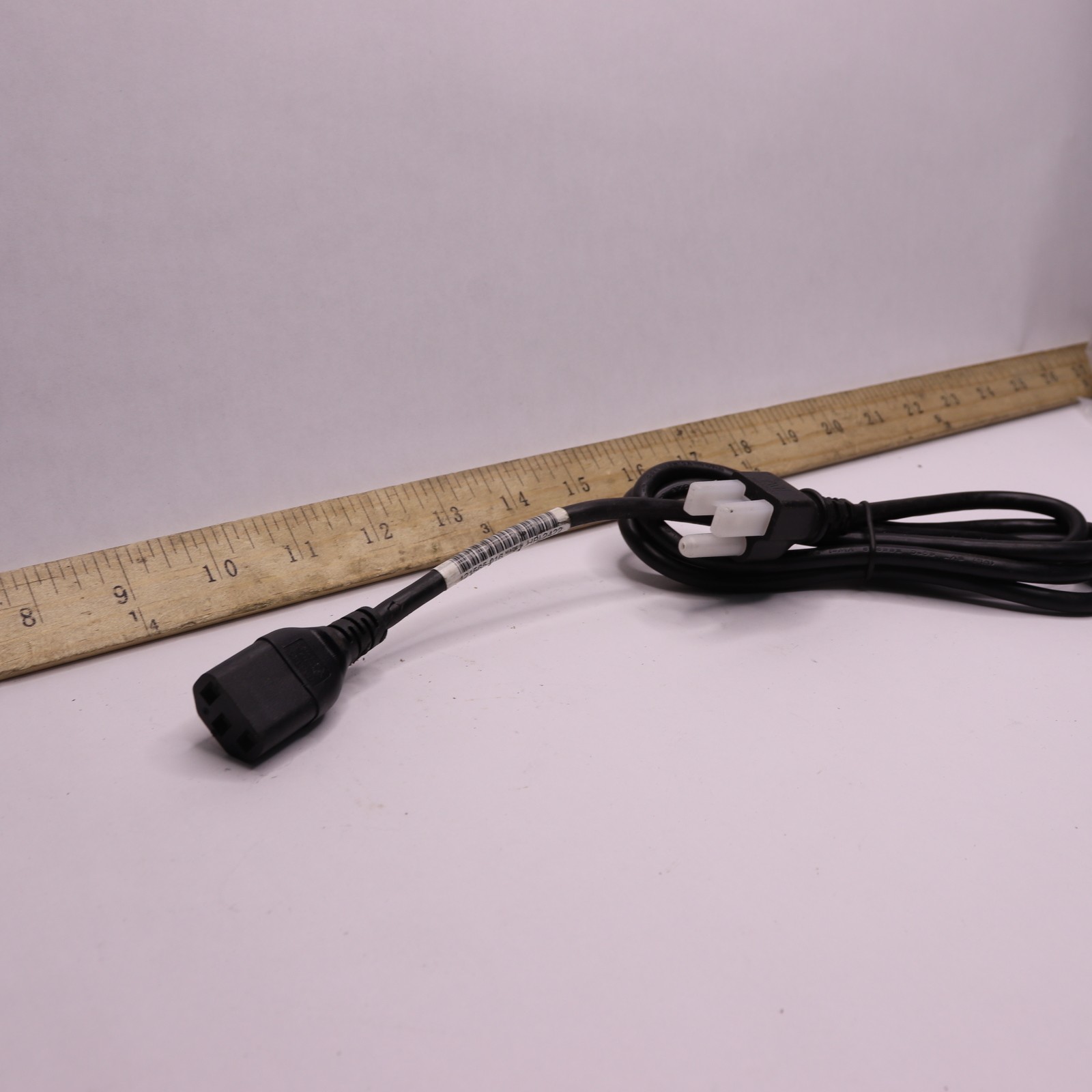 Longwell Power Cord NEMA 5-15P to IEC 60320 C13 1.5m 121565-016