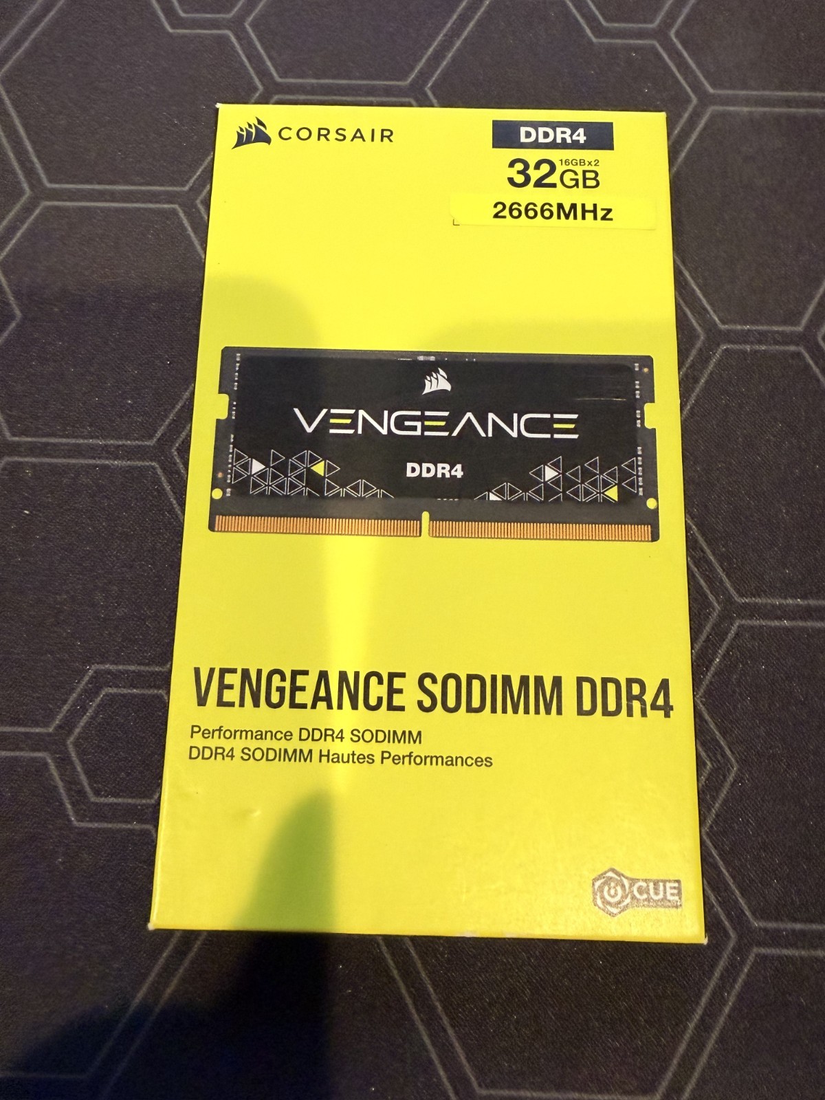 CORSAIR Vengeance 32GB (2x16GB) DDR4-2666 SODIMM CMSX32GX4M2A2666C18 New