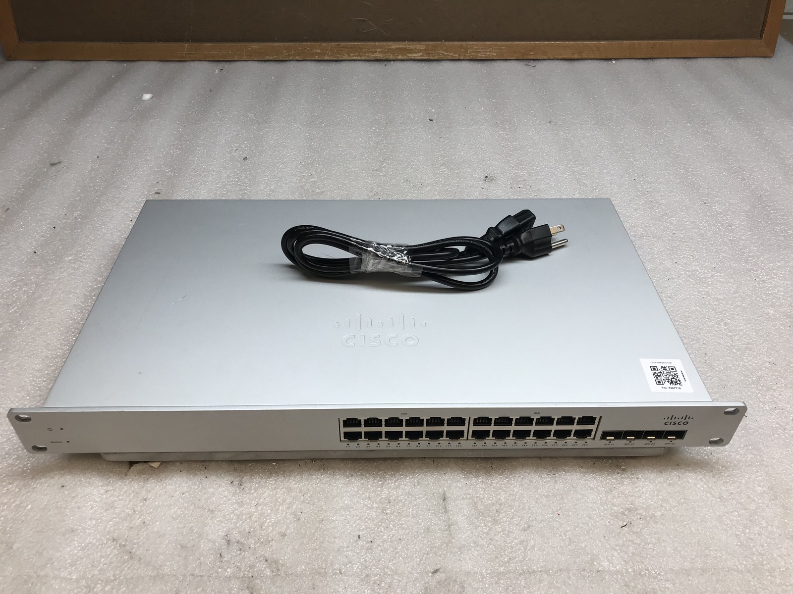 Cisco Meraki MS220-24P-HW24-Port Cloud Managed Ethernet Switch - Unclaimed
