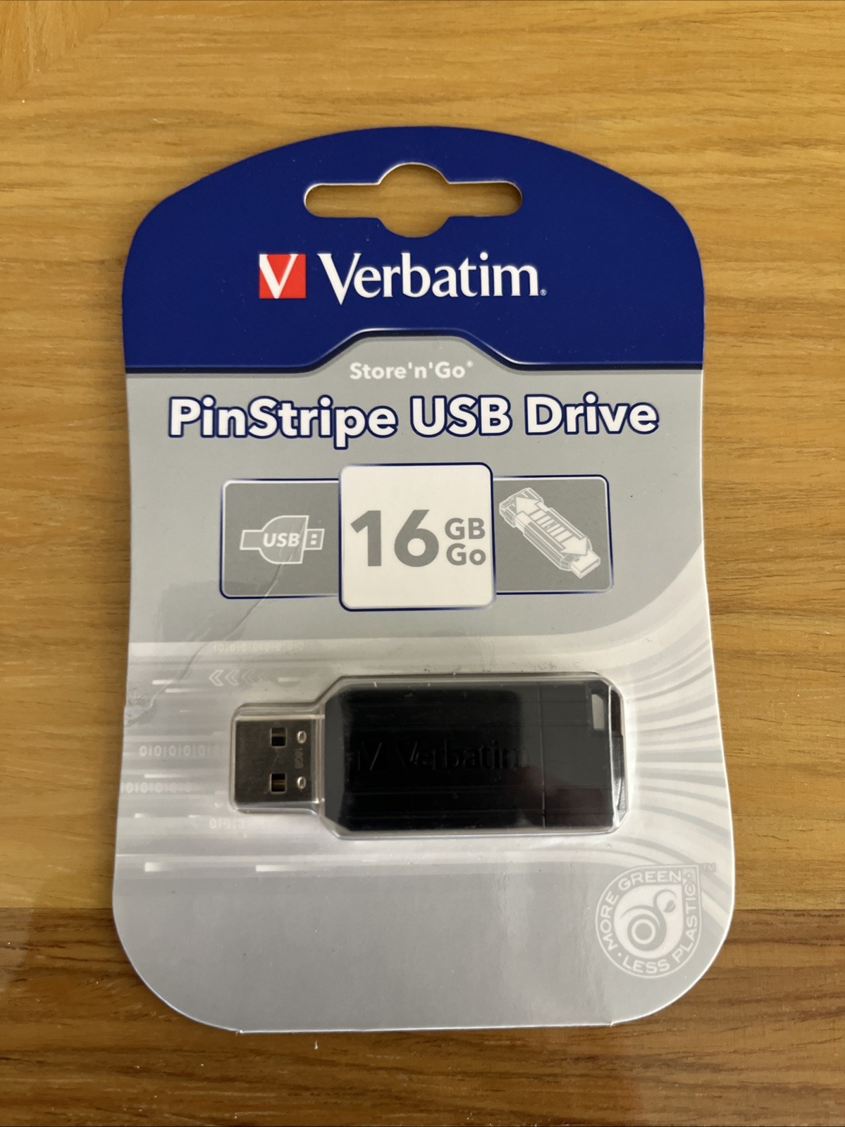 Verbatim PinStripe 16GB USB 2.0 Flash Drive (49063) NEW IN PACKAGE