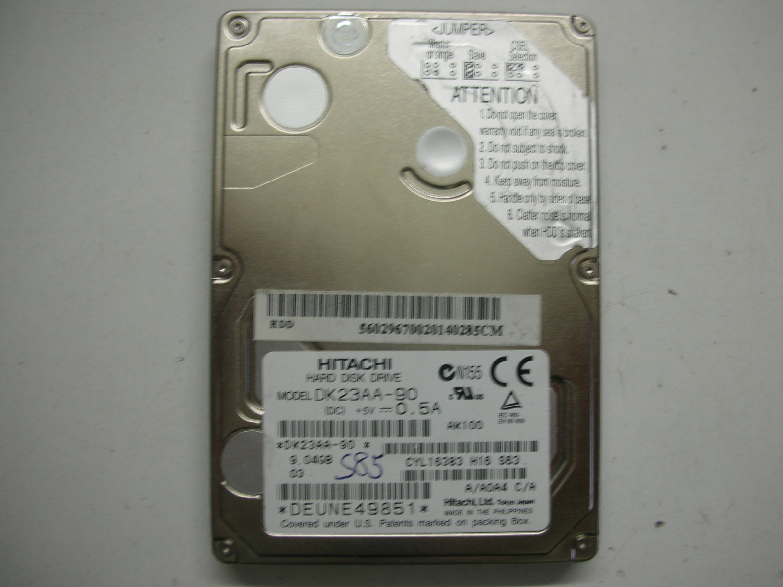 Hitachi DK23AA-90 9gb SH201 2.5" IDE