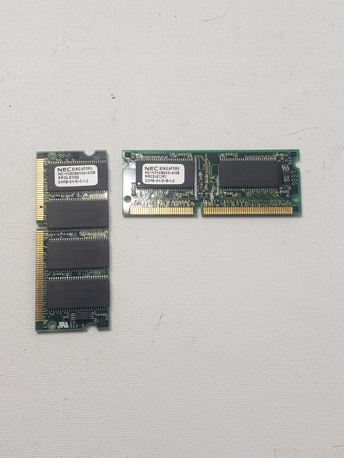Lot of 2 NEC Vintage Laptop RAM 32MB 64MB 144-Pin SO-DIMM Memory Modules