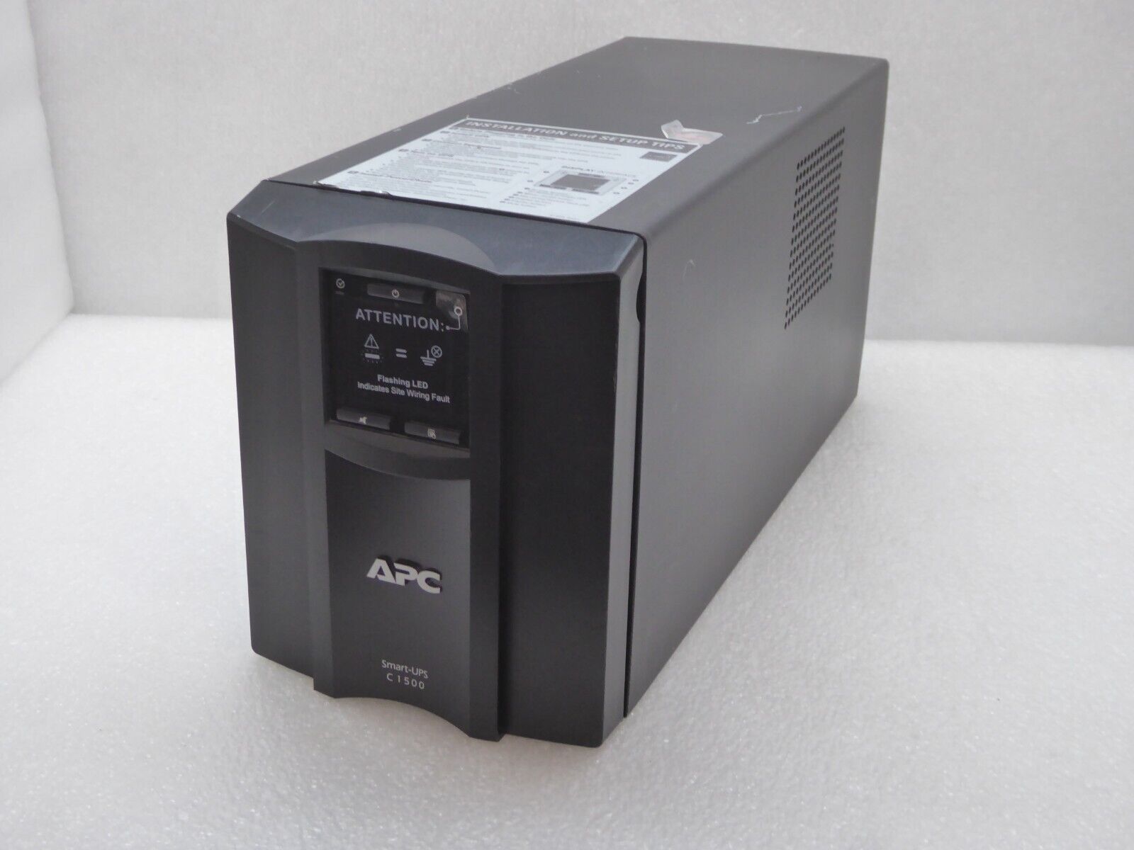 APC Smart UPS C1500 SMC1500C 1500VA 120V LCD UPS Battery Backup UPS-NO Battery