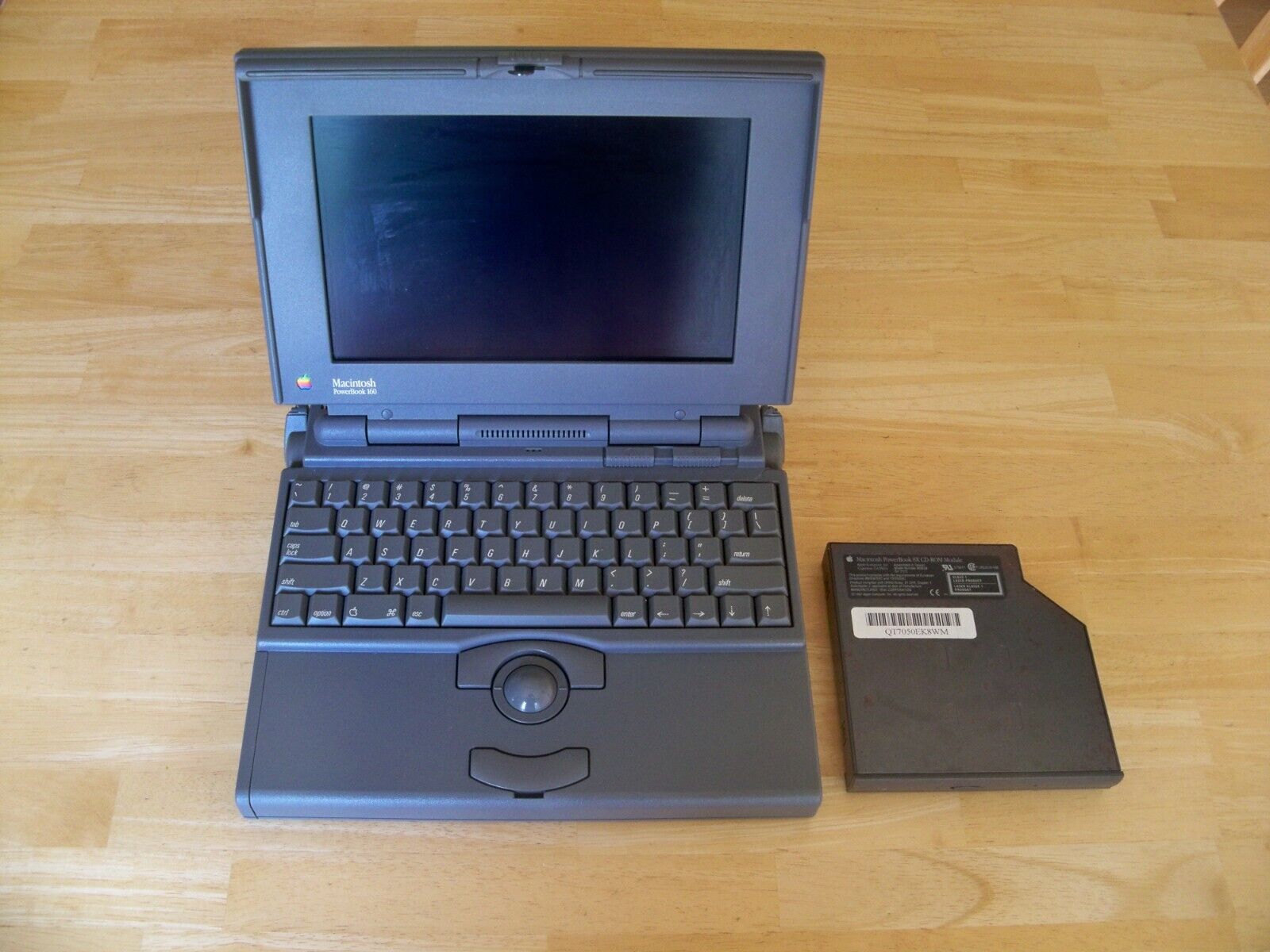 Vintage Apple Macintosh PowerBook 160 Laptop with 8x CD-ROM - Damaged Parts Only
