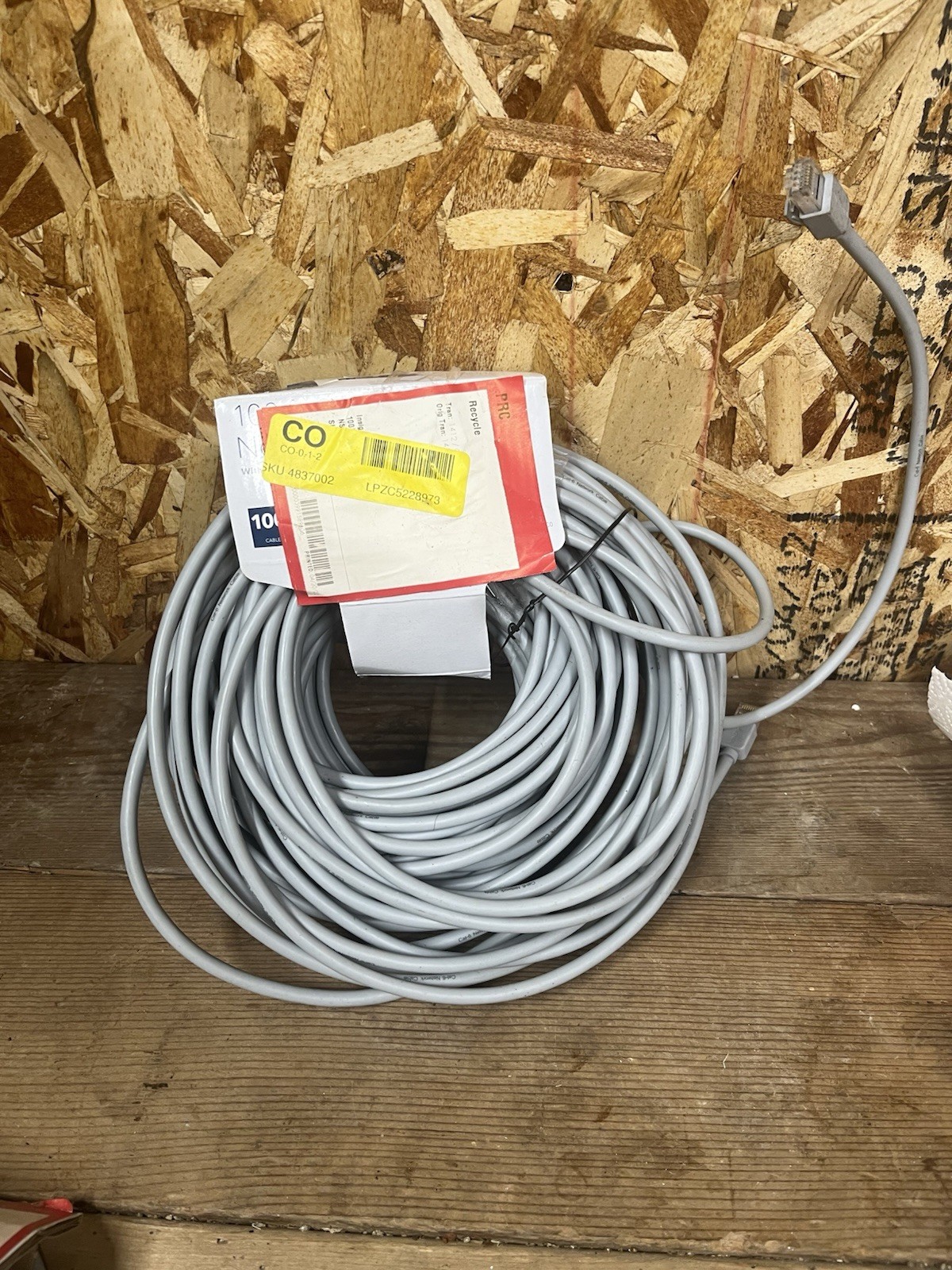 Insignia NS-PNW76C0 100 feet Cat-6 Network Cable