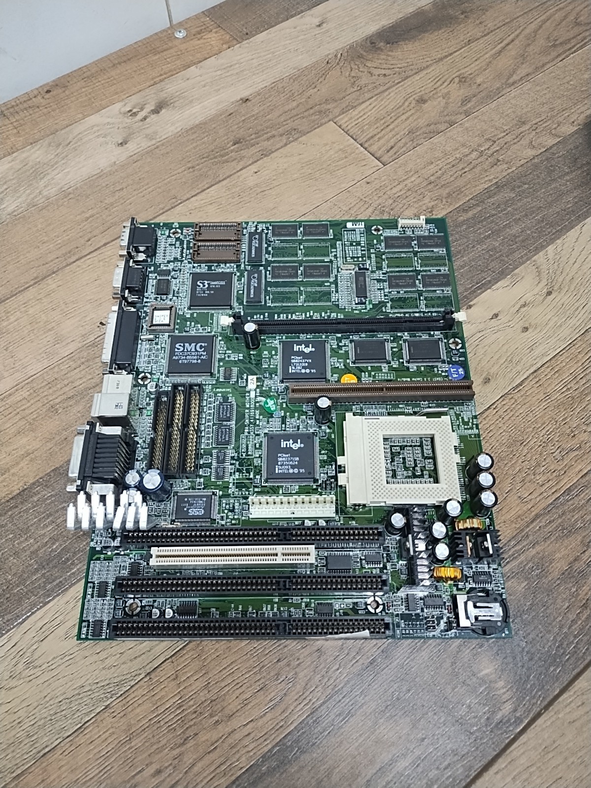 Compaq Presario MODEL SNIPER Socket 7 Motherboard - 304285-001