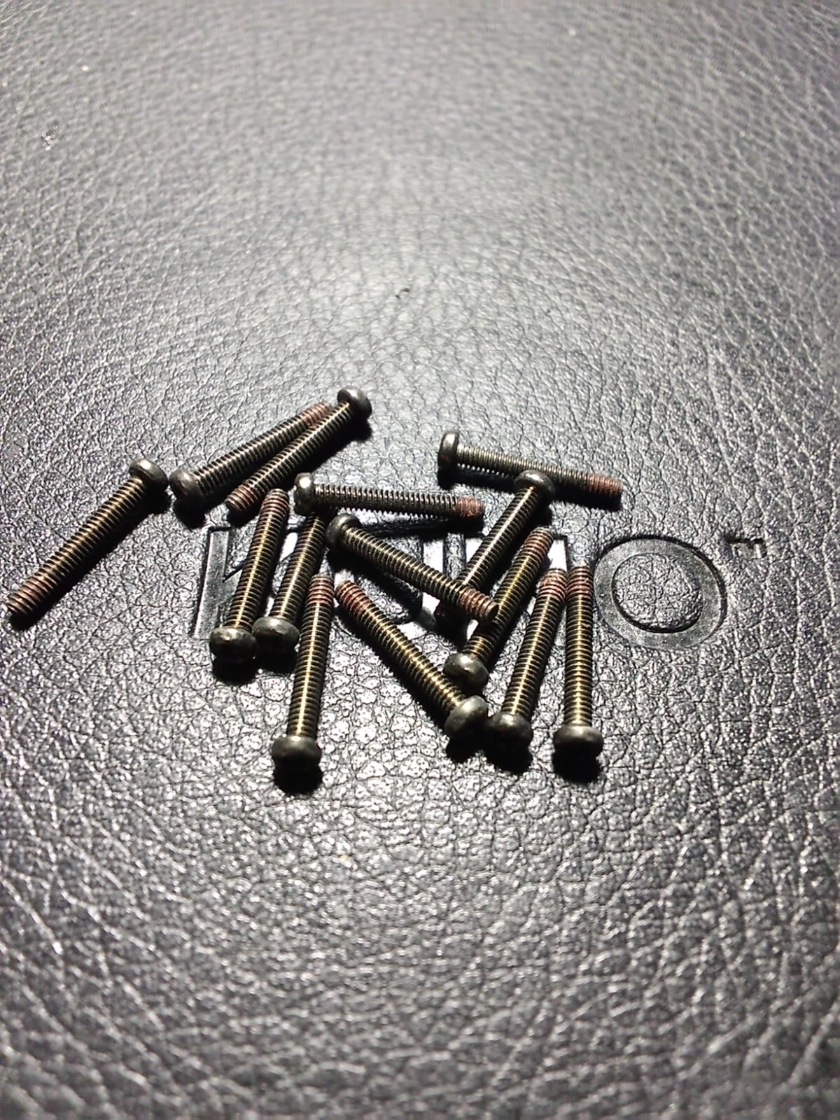 1 IBM Thinkpad T20 21 22 23 Fan , PCMCIA Cage, CD Rom Cage Screws  Used