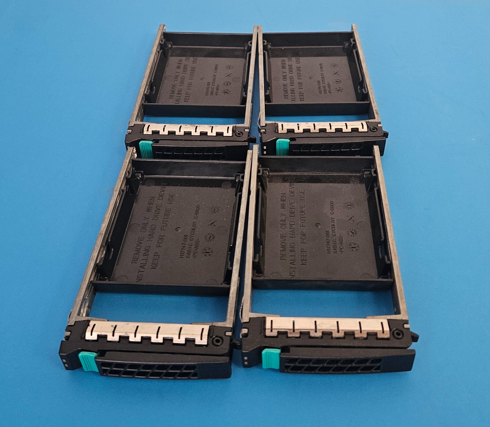Lot 6 ( 6 pcs) Intel 2.5" Server Caddy Tray G17613-005 H17741-001 w/ screws
