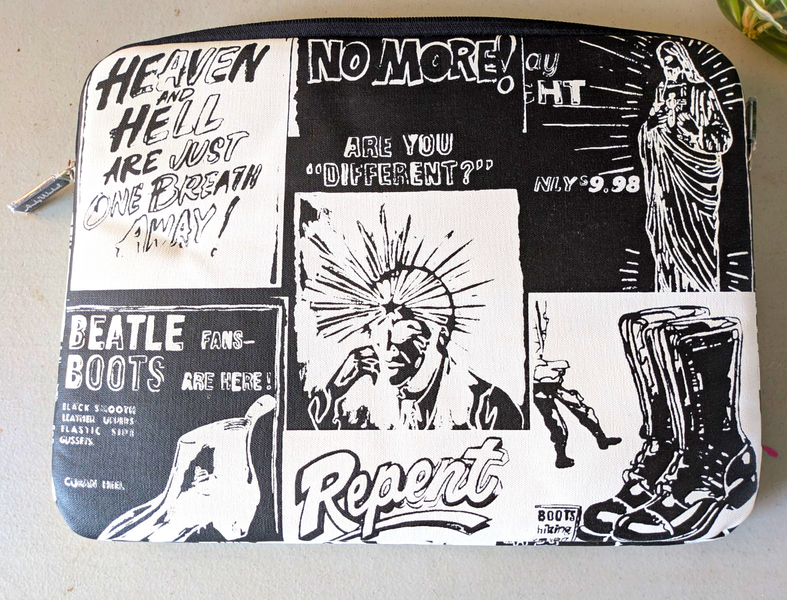 Incase Andy Warhol Ads Protective Sleeve, 2011, Rare Collection
