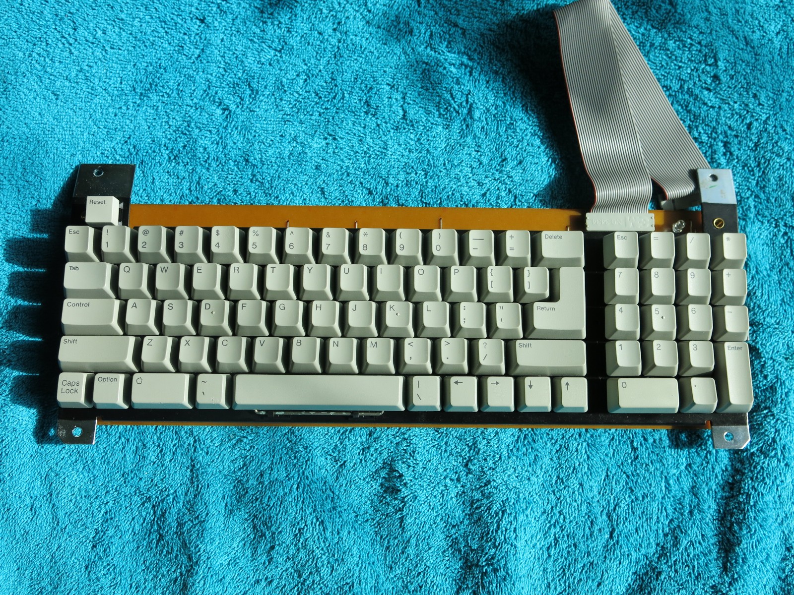 VINTAGE Rare APPLE IIE PLATINUM KEYBOARD M9019 658-4094 NEW