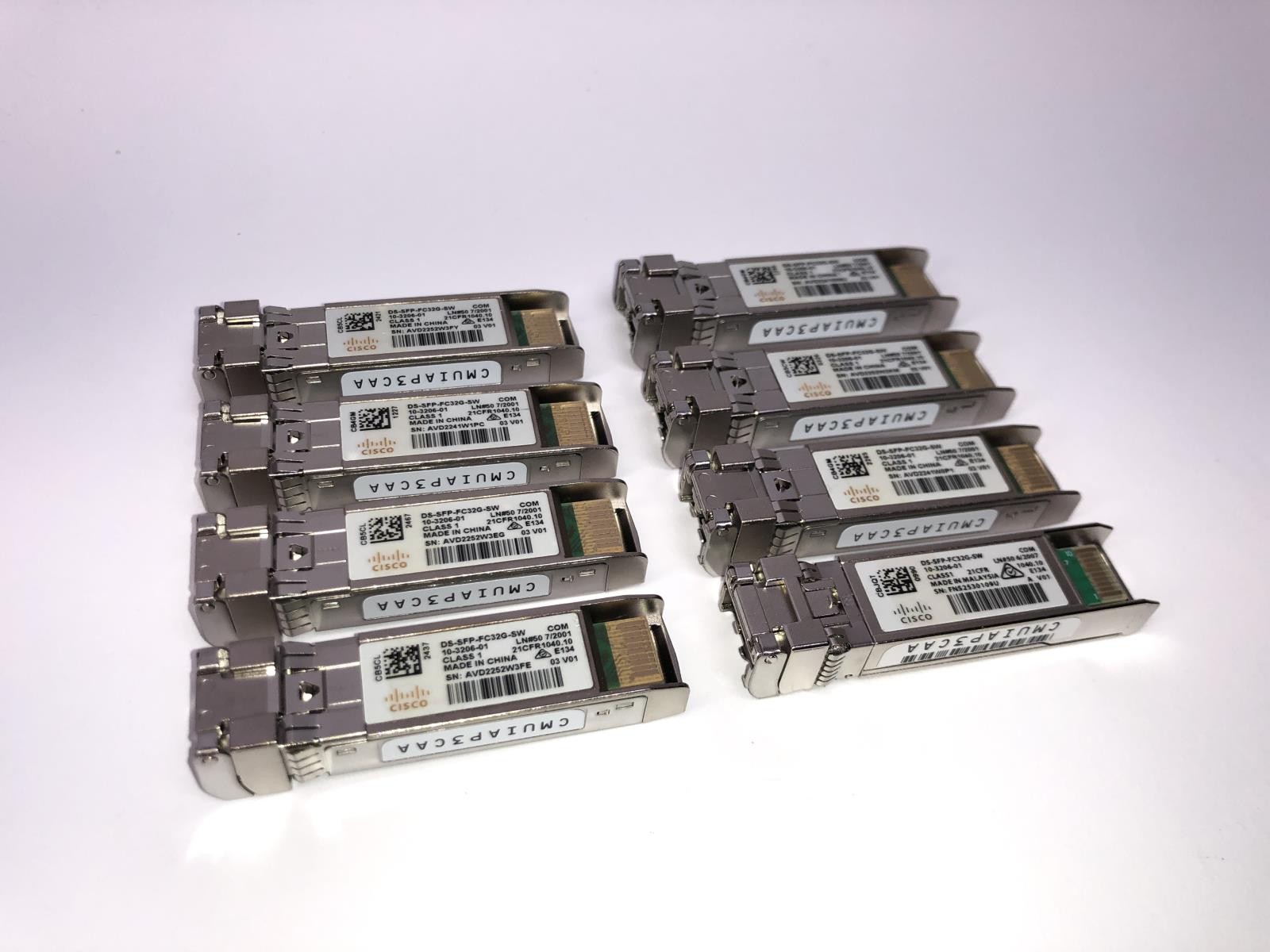 (Lot of 8) Cisco DS-SFP-FC32G-SW / 10-3206-01 / Fiber Transceiver / Holo - VGC
