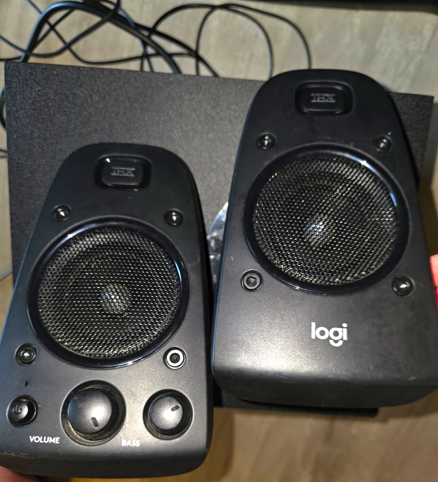 Logitech Z623 THX 2.1 Wired Speaker System w/Subwoofer, 3.5mm Aux Or RCA