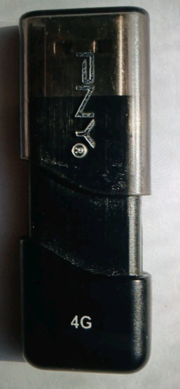 PNY Attaché 4GB Flash Drive