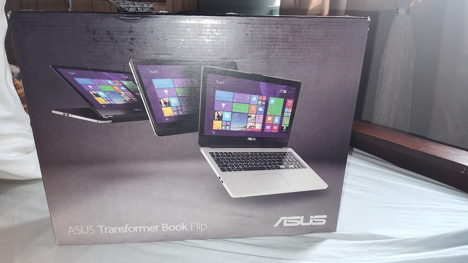 asus Transformer Book Flip Laptop box (Only box)