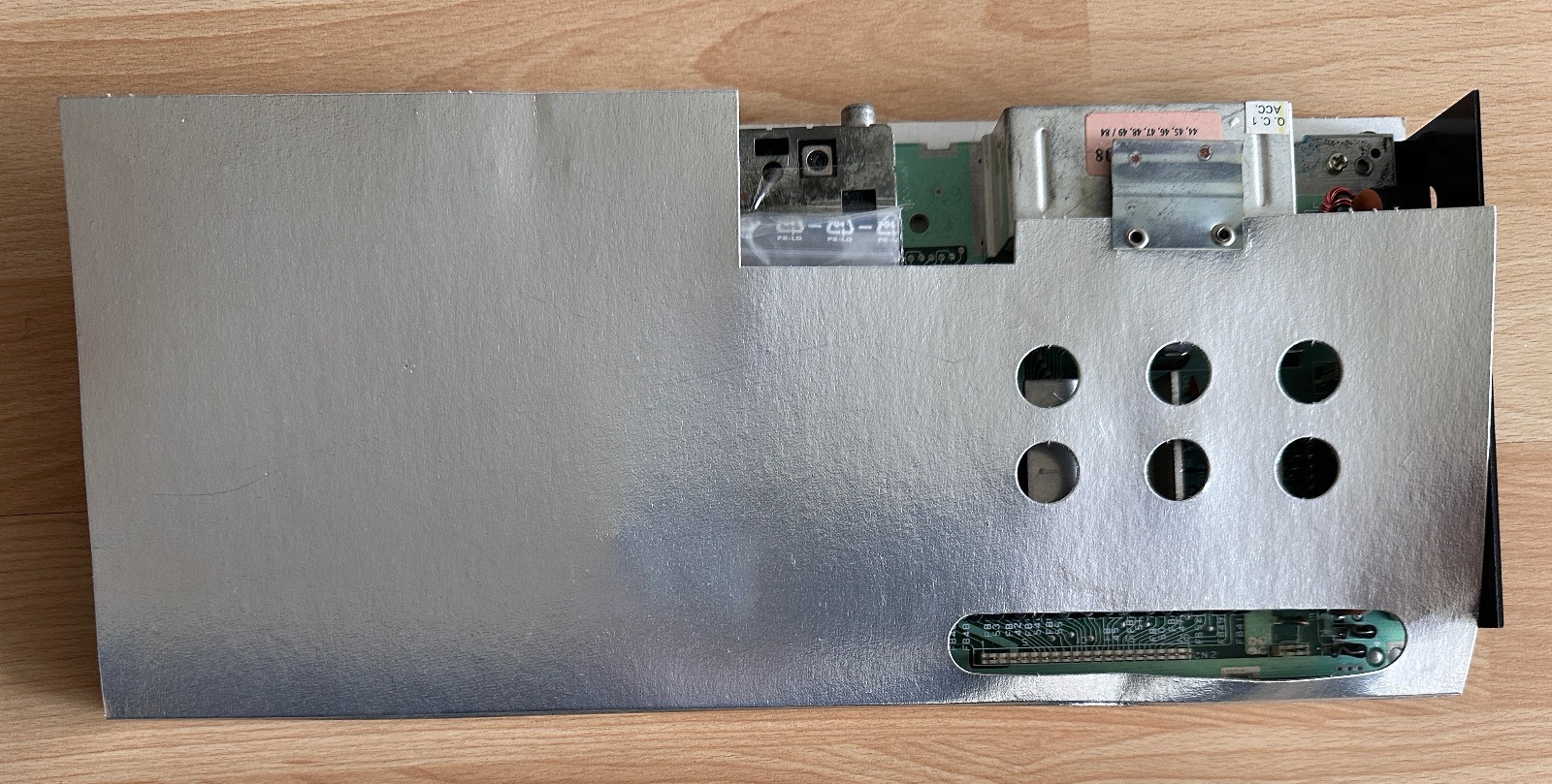 Commodore 16 Motherboard 250443 / ARTWORK NO.251789 REV.A, No CHIP's #02 26