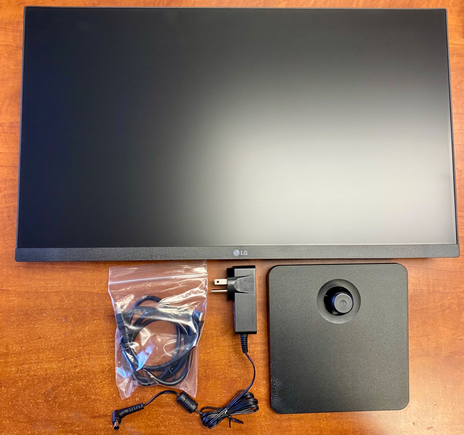 LG 24MS500-B 100Hz FHD Borderless Design Monitor -- SCRATCH & DENT