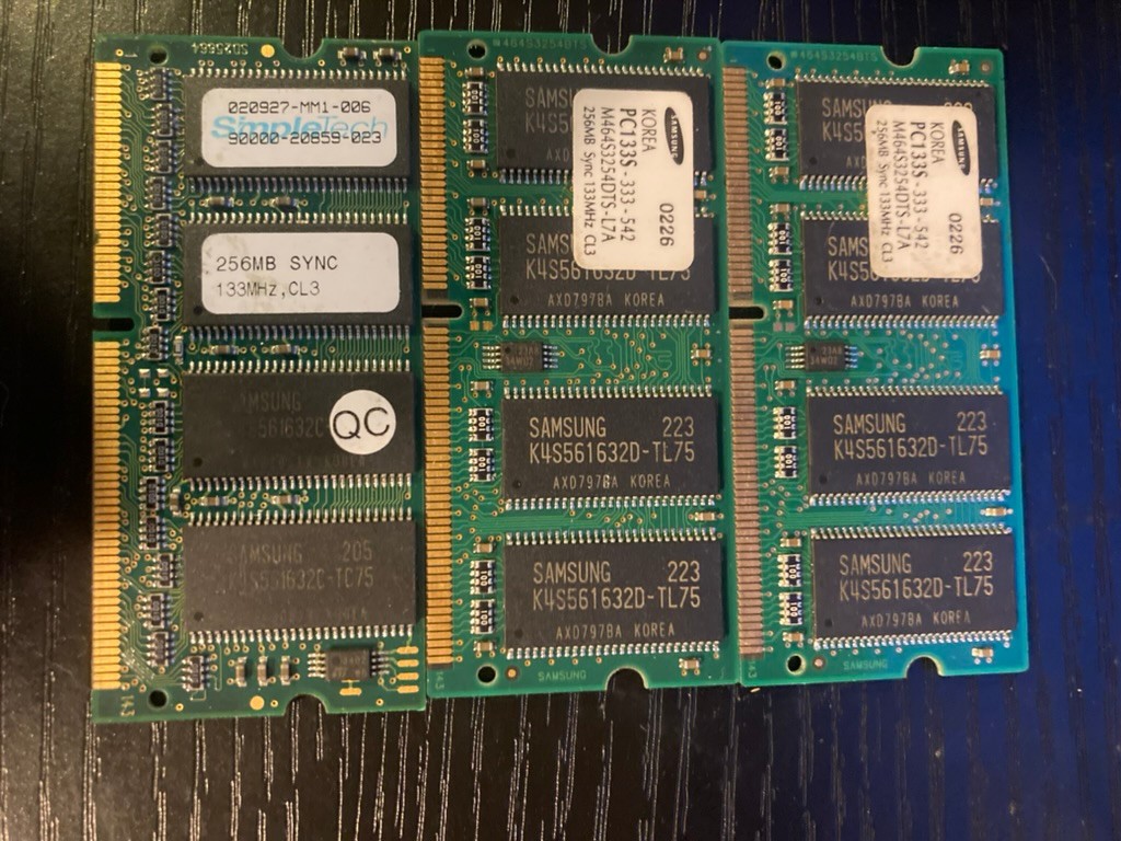 [3x256MB] 768MB RAM KIT - PC133s-333-542 Samsung Memory