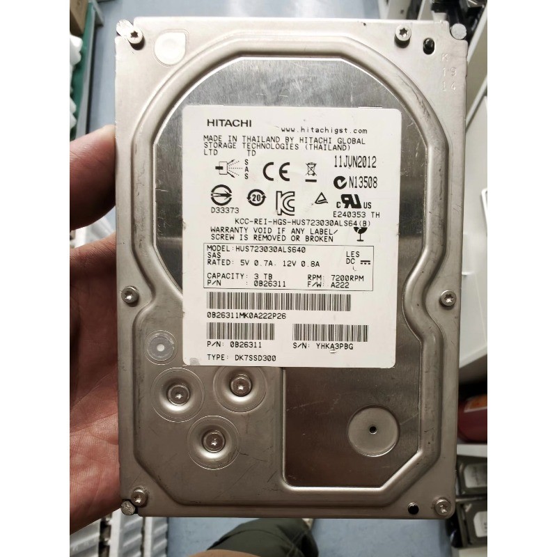 Hitachi HUS723030ALS640 3TB 7.2K RPM SAS 3.5" Hard Drive PN 0B26311 Tested