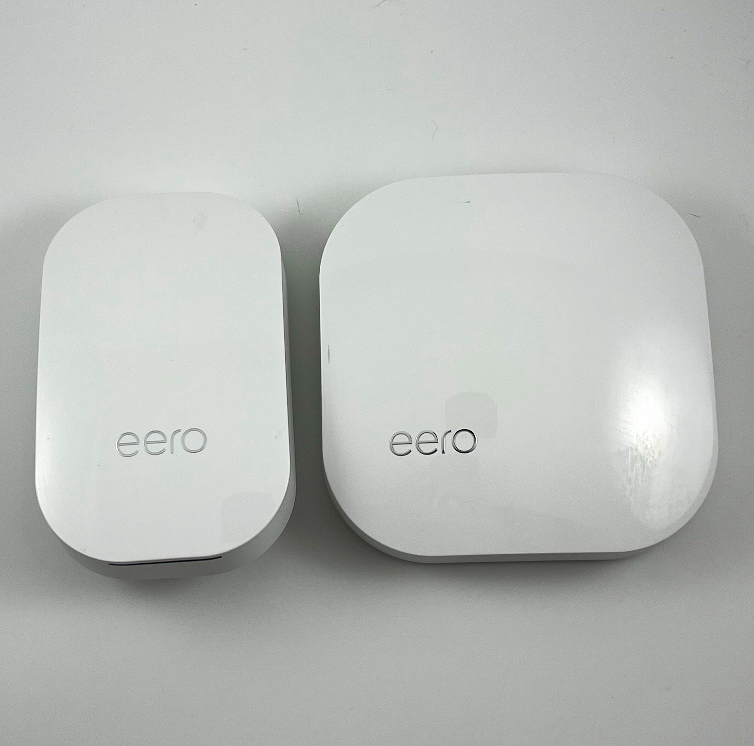 eero D010001 Dual Band WiFi Router 1200 Mbps Gigabit 2-Port White USB-C
