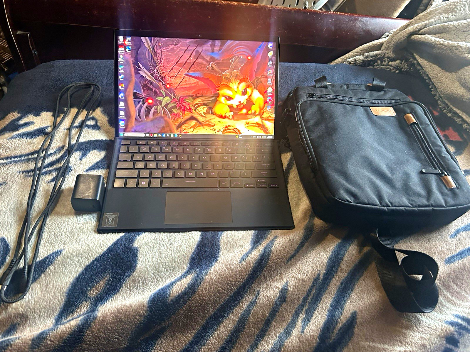 ASUS ROG Flow Z13 13in Touch i9-13th Gen 16GB 2TB SSD RTX 4050 W11