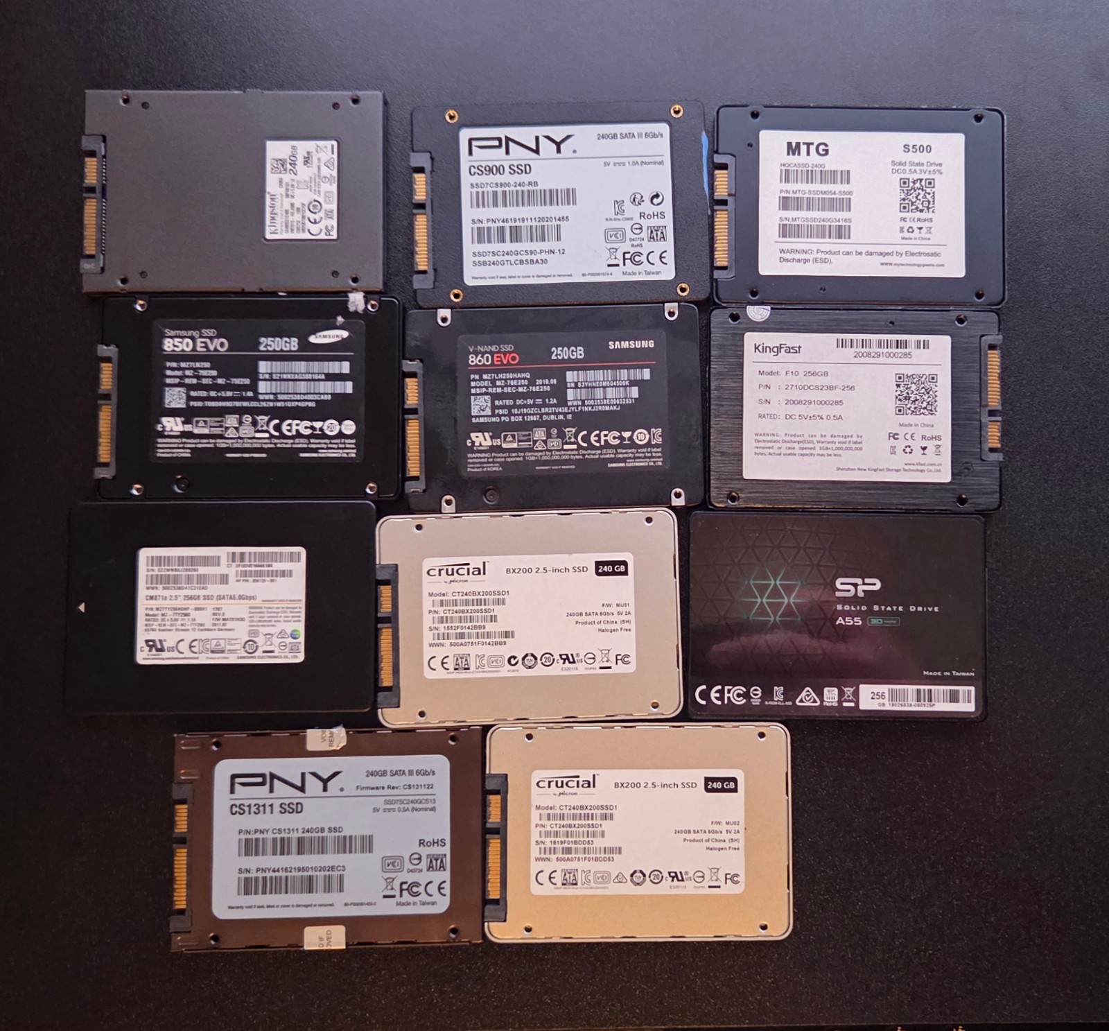 Lot of 11 SSD 240-256GB 2.5" SATA different brands