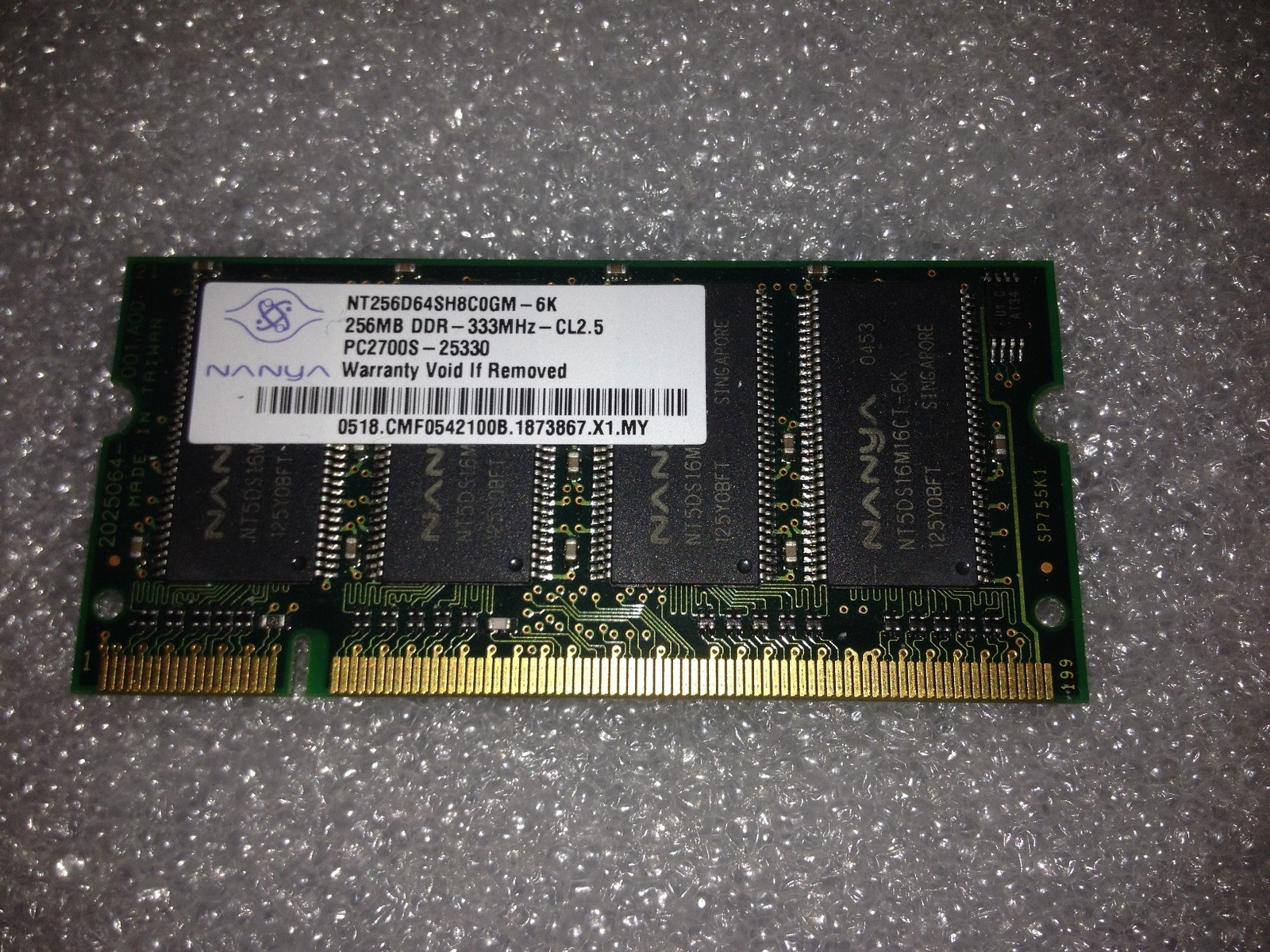 Nanya NT256D64SH8C0GM-6K 256MB PC2700 333MHz CL2.5 200-Pin DDR SoDimm Memory