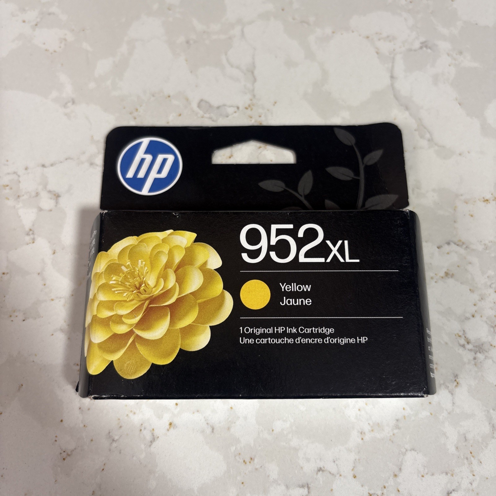 BRAND NEW IN BOX GENUINE HP INK 952XL YELLOW EXP APR 2028