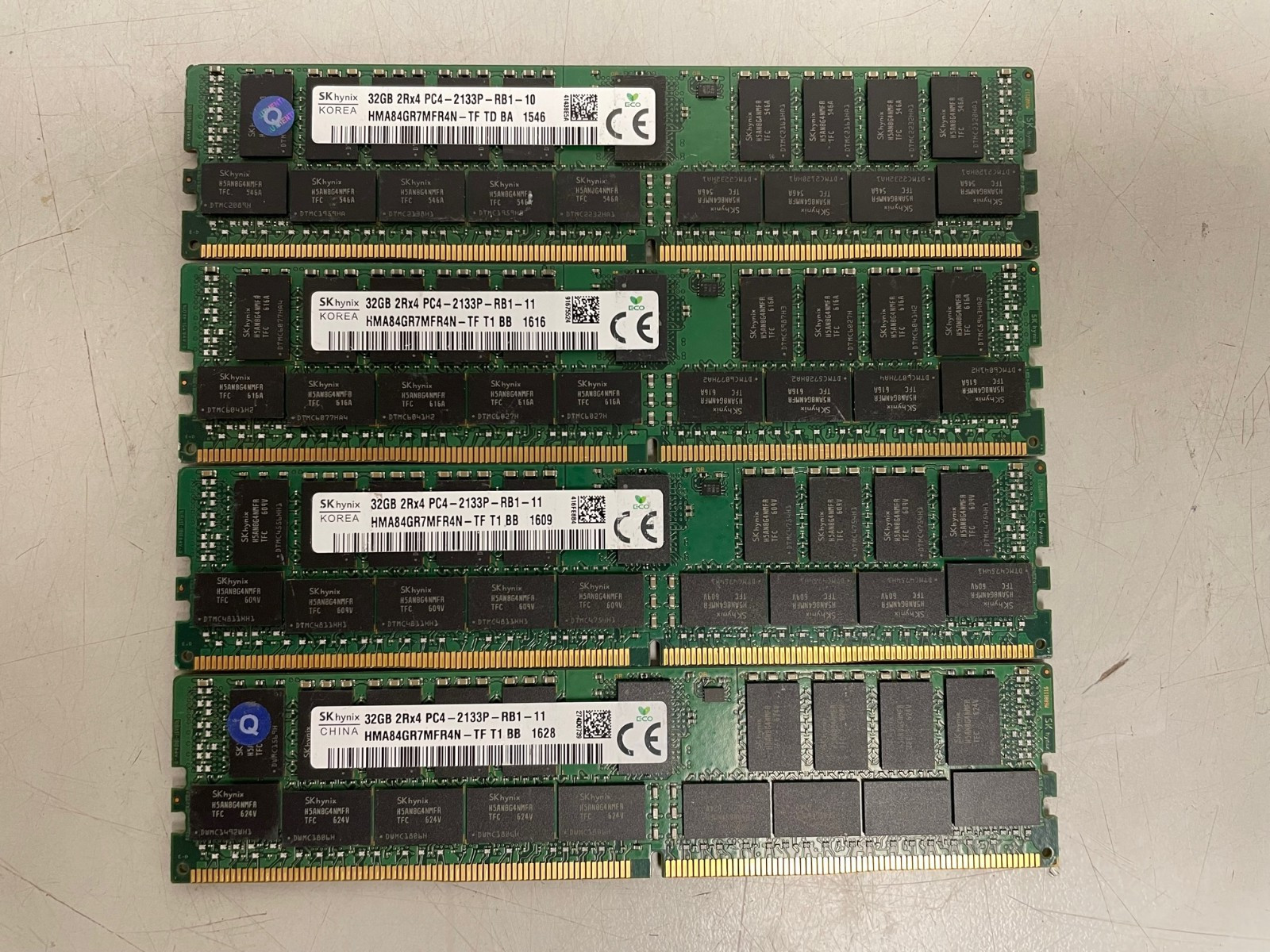 SKhynix 128gb (4 x 32gb) 2Rx4 PC4 2133p RB1 11 server ram used tested