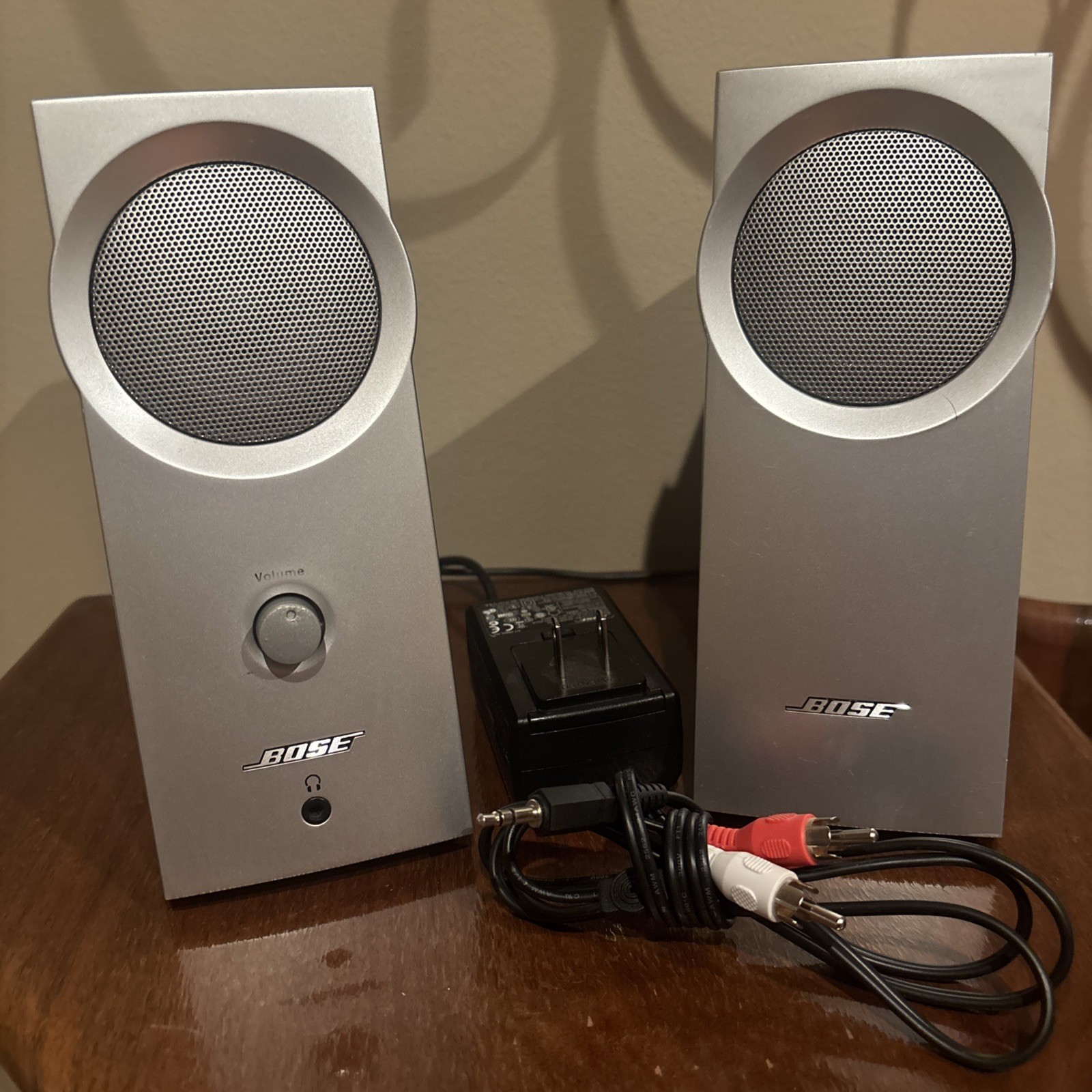 BOSE COMPANION 2 Multimedia wired speakers w/ Audio Cables And OEM Power Adapter
