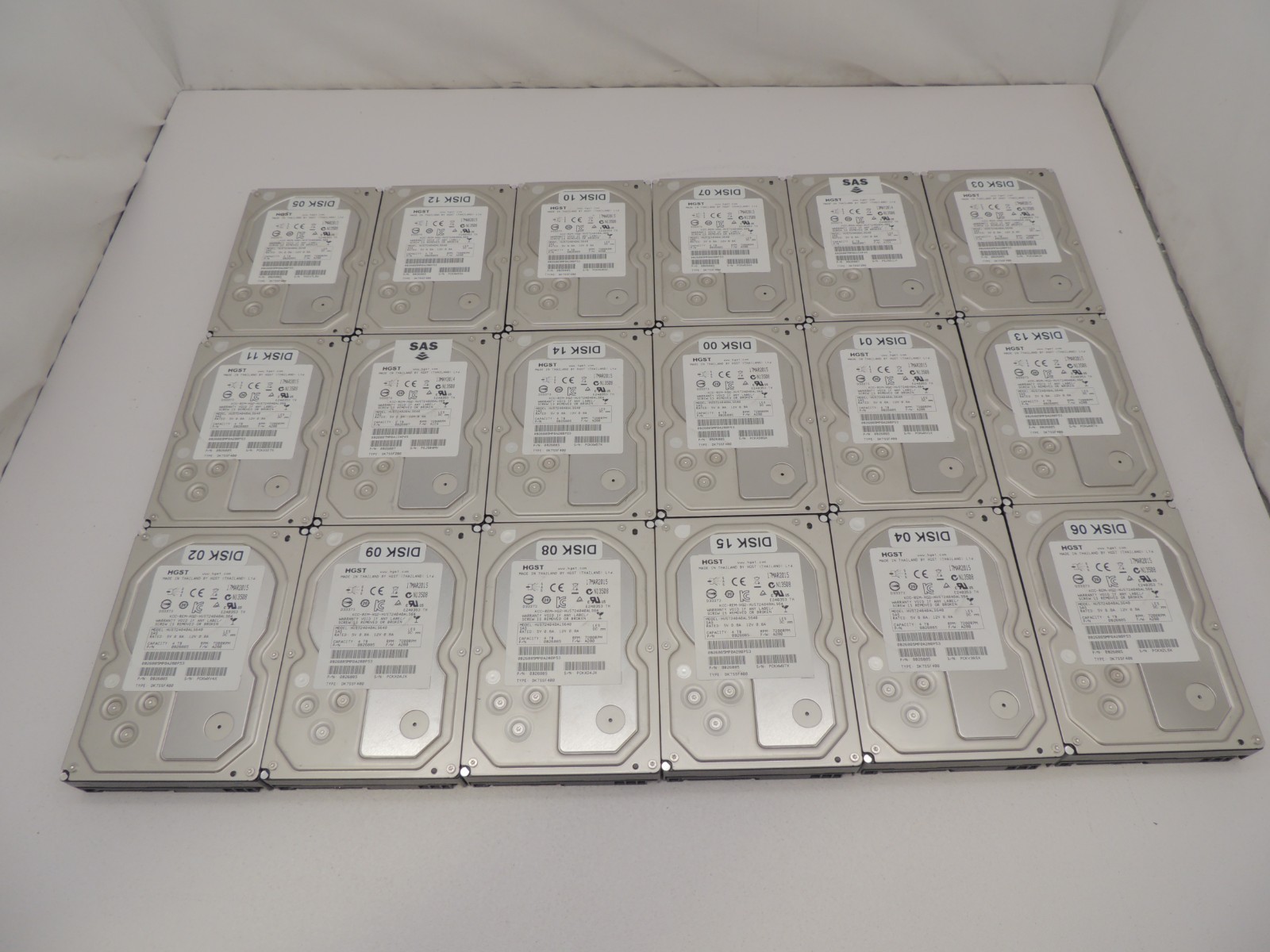 Lot of 18 HGST HUS724040ALS640 4TB 3.5" SAS 6Gb/s 7200RPM Server Hard Drive