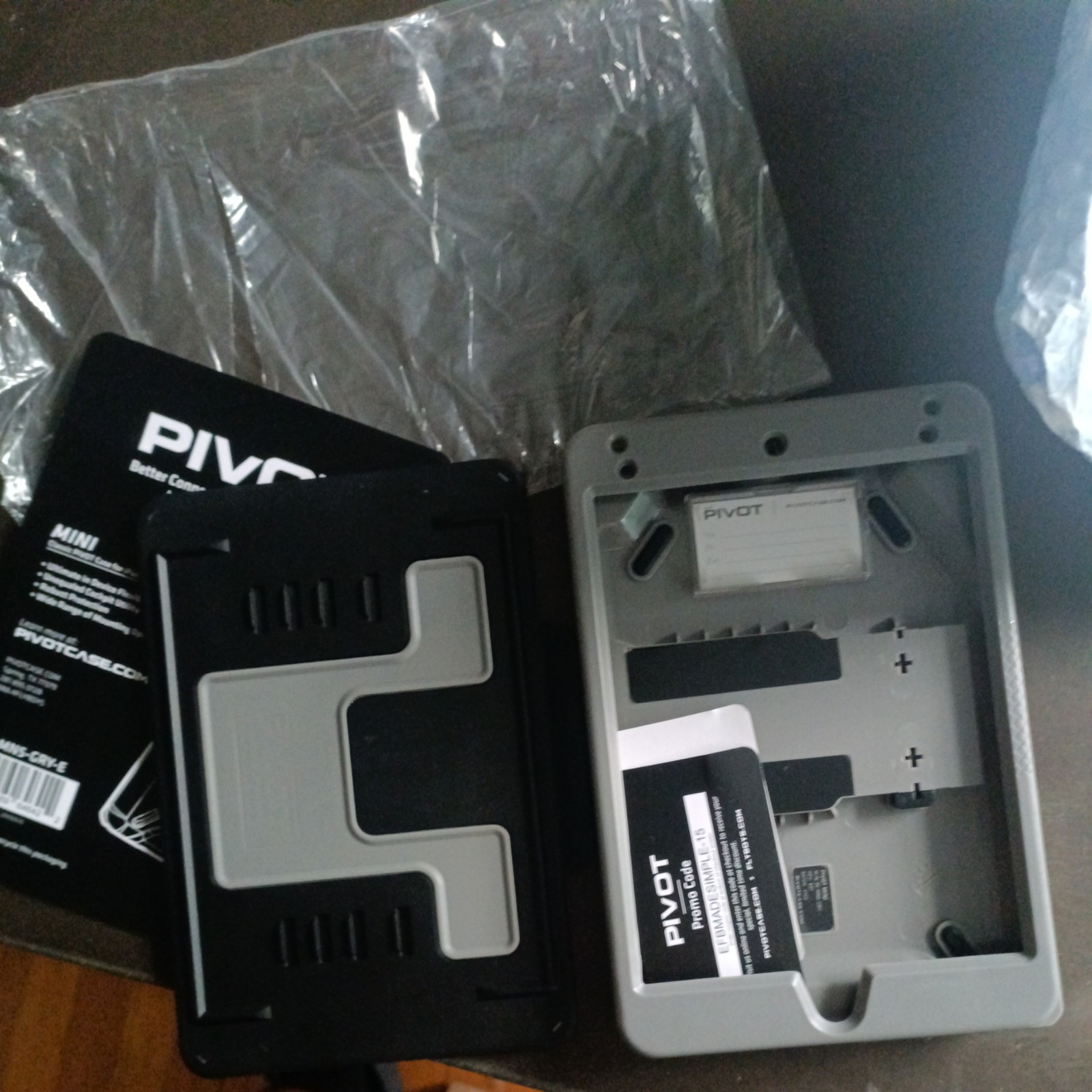 PIVOT MN5 iPad Mini 4 and mini (5th gen.) OPEN BOX 