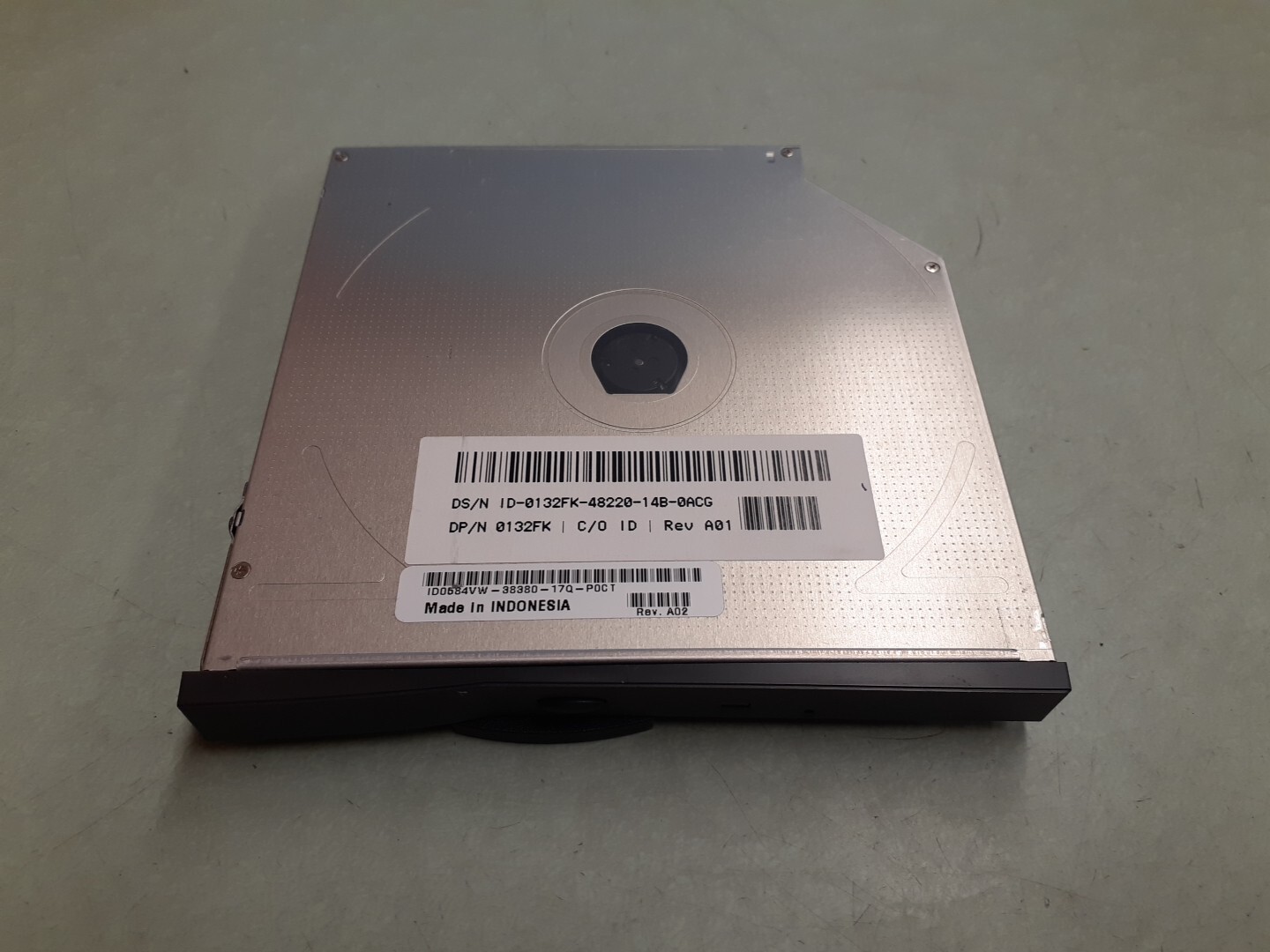 Teac CD-224E -B65 CD ROM Drive 1977047B-65 0132FK 132FK - Black Bezel