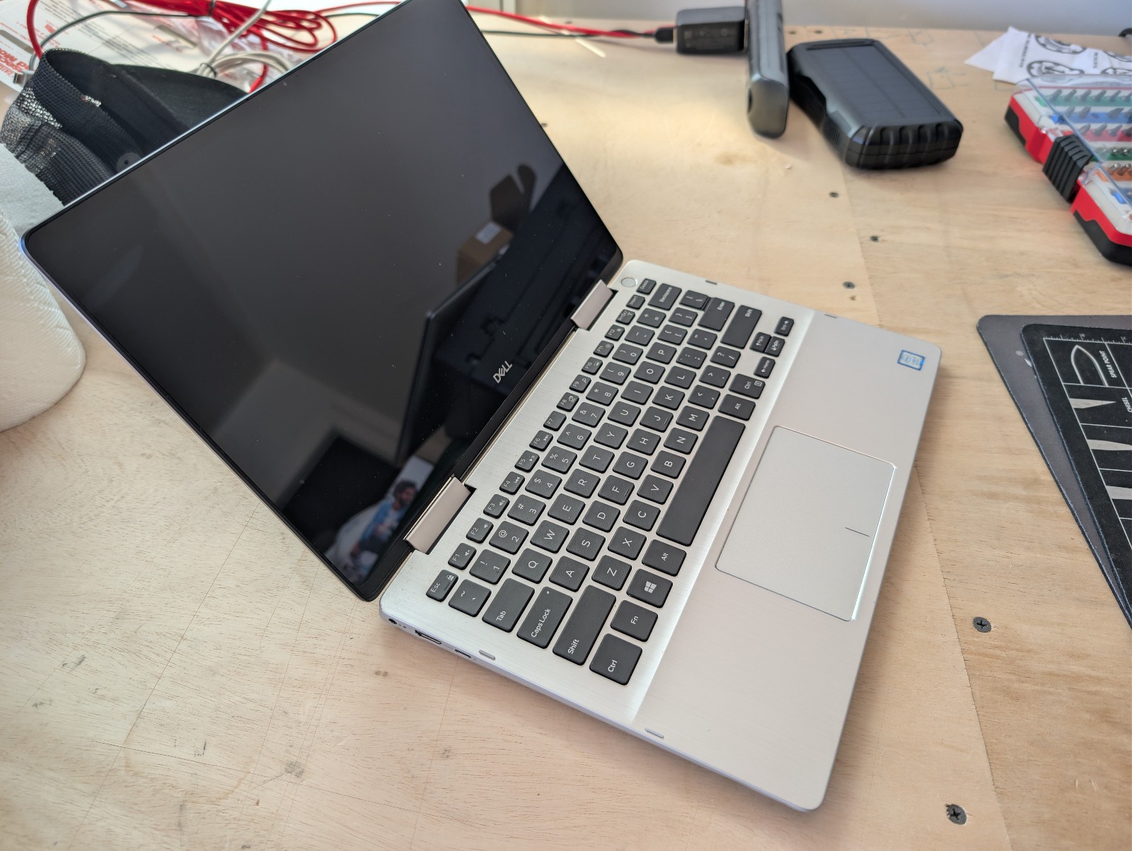 Dell Inspiron 7386 13.3" 2-in-1 Touch Laptop  Intel Core i7-8565U, 8GB RAM 512GB