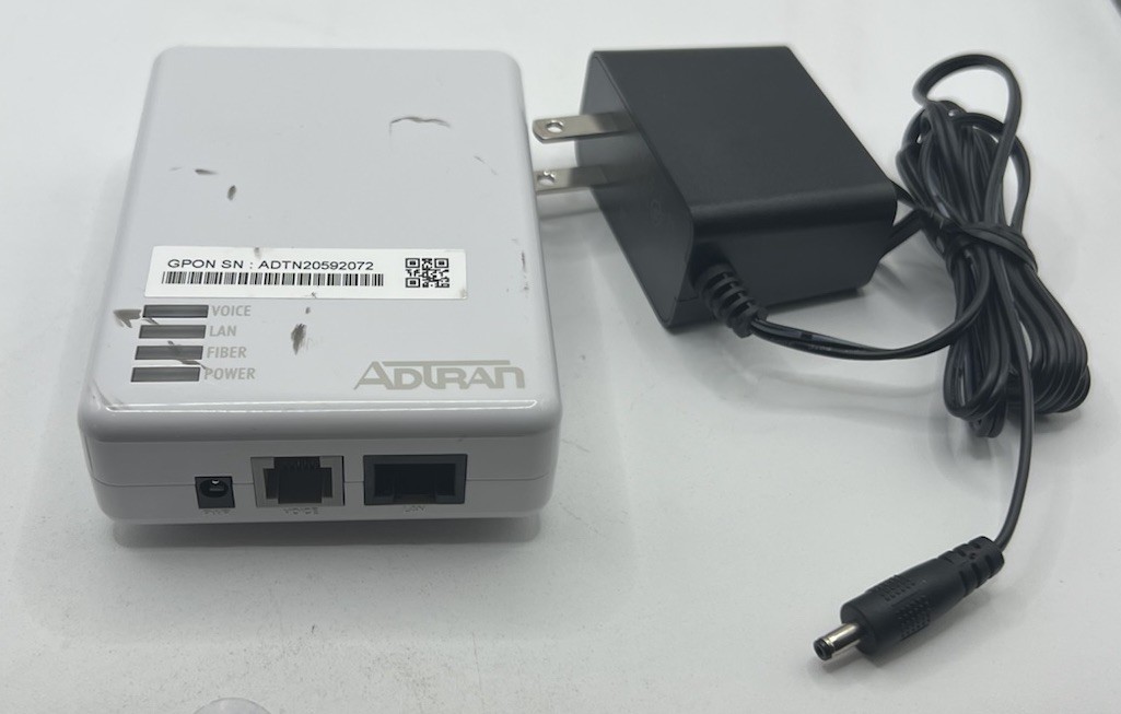 ADTRAN 411 Micro GPON Indoor ONT Router / 1287787F1 Optical Network Termination