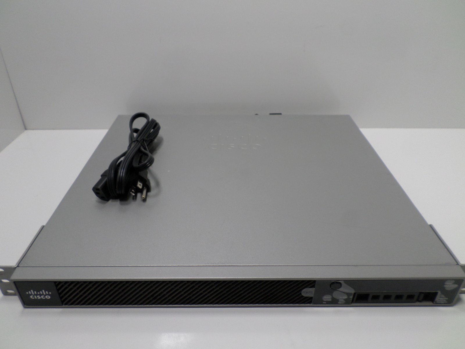 Cisco ASA5512 V02 Adaptive Network Security Appliance with  power adapter