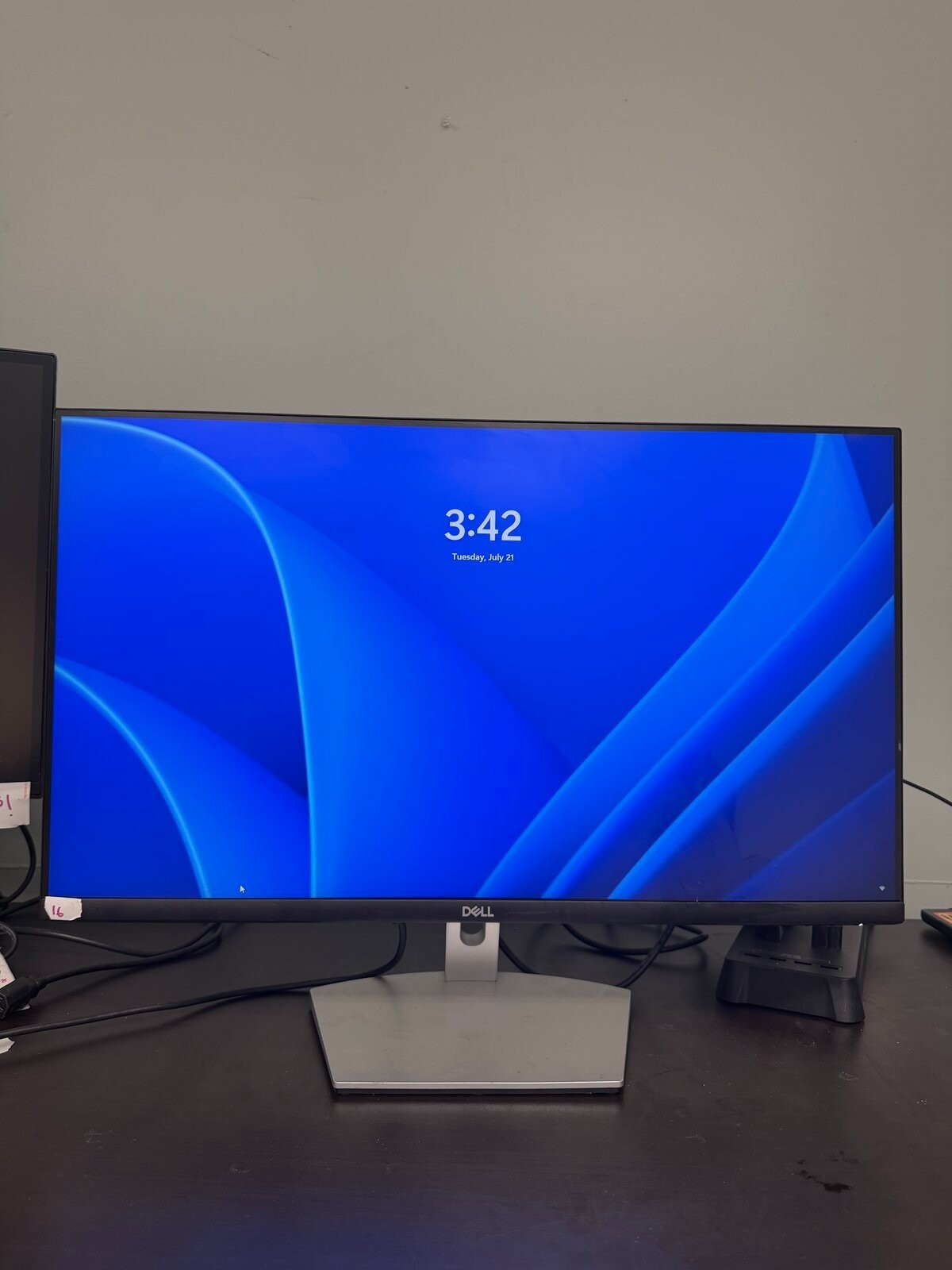 Dell S2721H 27" Full HD 1080p IPS Monitor HDMI Built-in Speakers White Tested