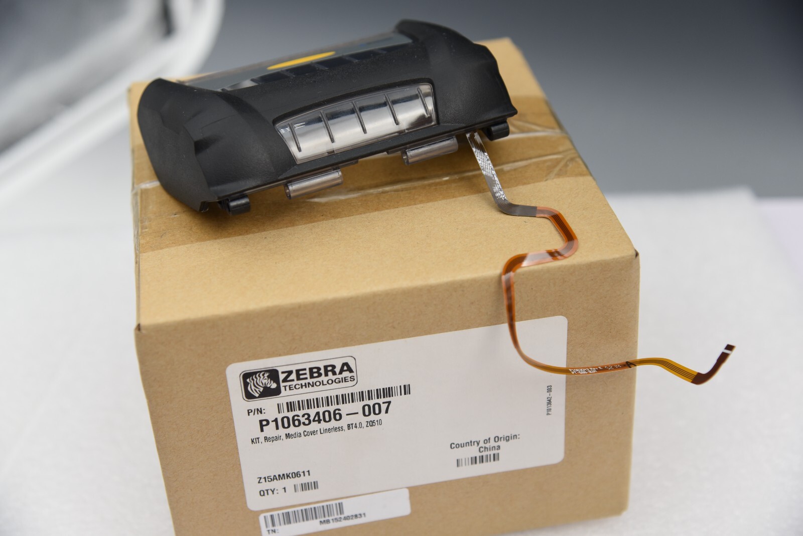 Zebra P1063406-007 ZQ510 Media Cover Linerless, BT4.0, P1063042 Repair Kit